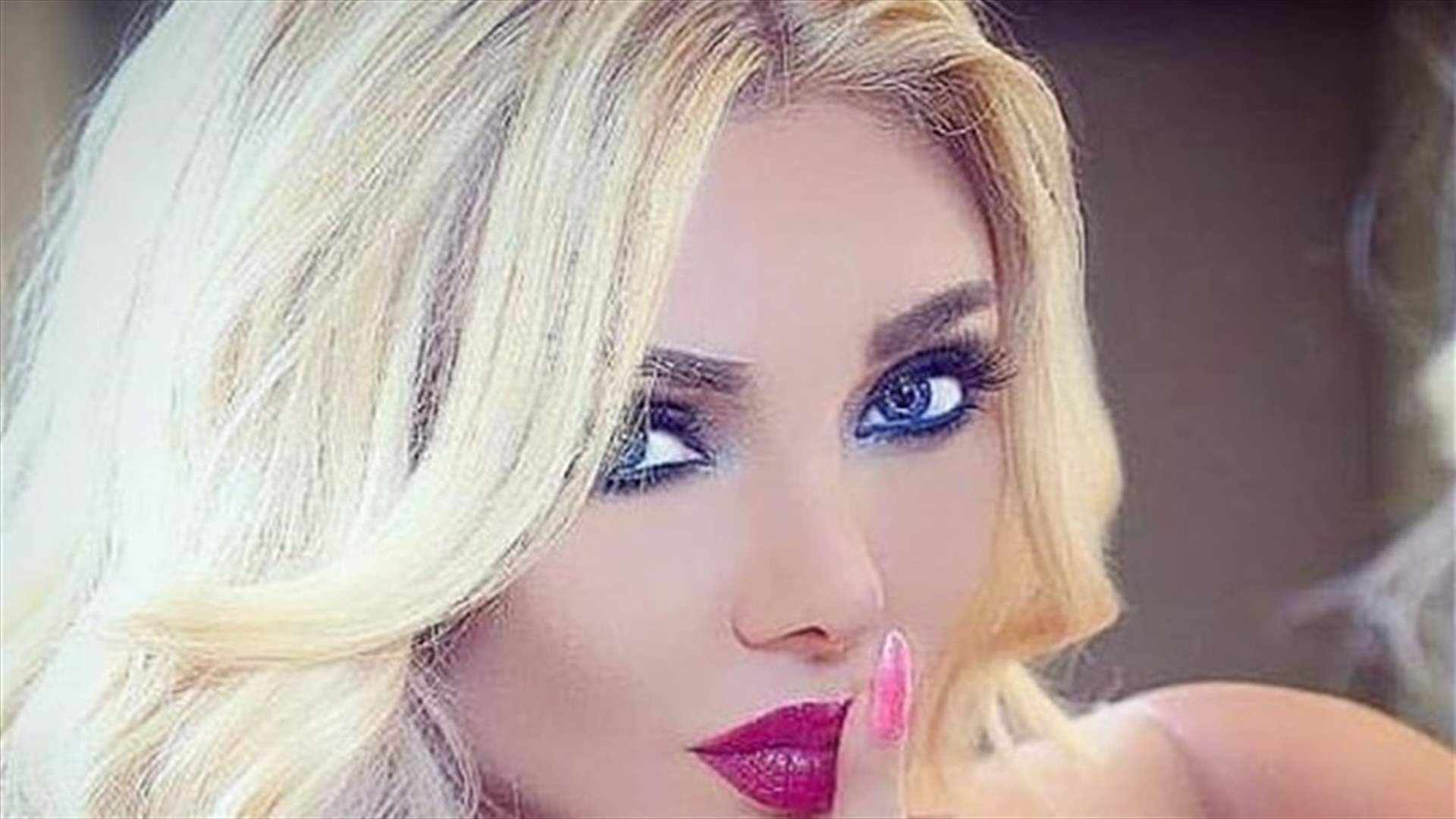 بالصورة- ميريام كلينك في أغرب مايوه: "بيكيني كمّ طويل"