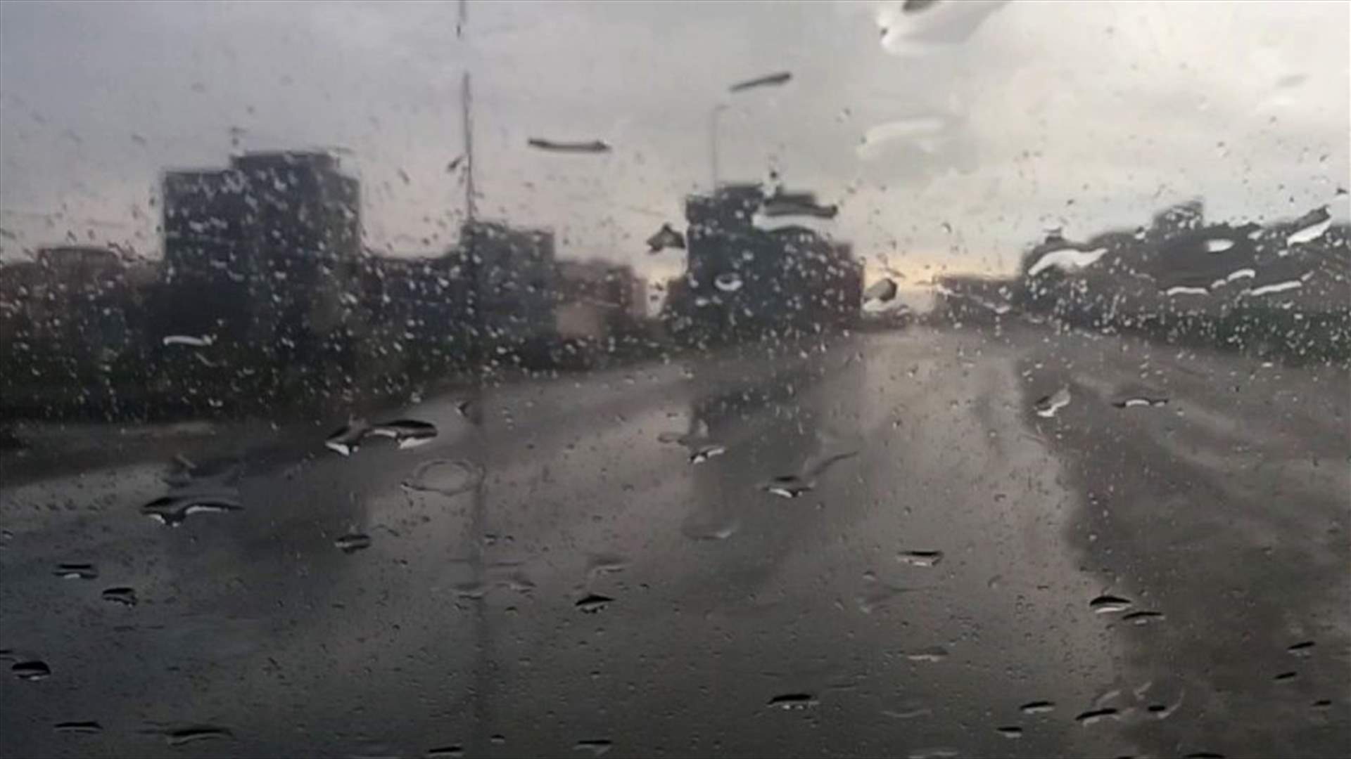 أمطار غزيرة وعواصف رعدية في الهرمل تسببت بأضرار