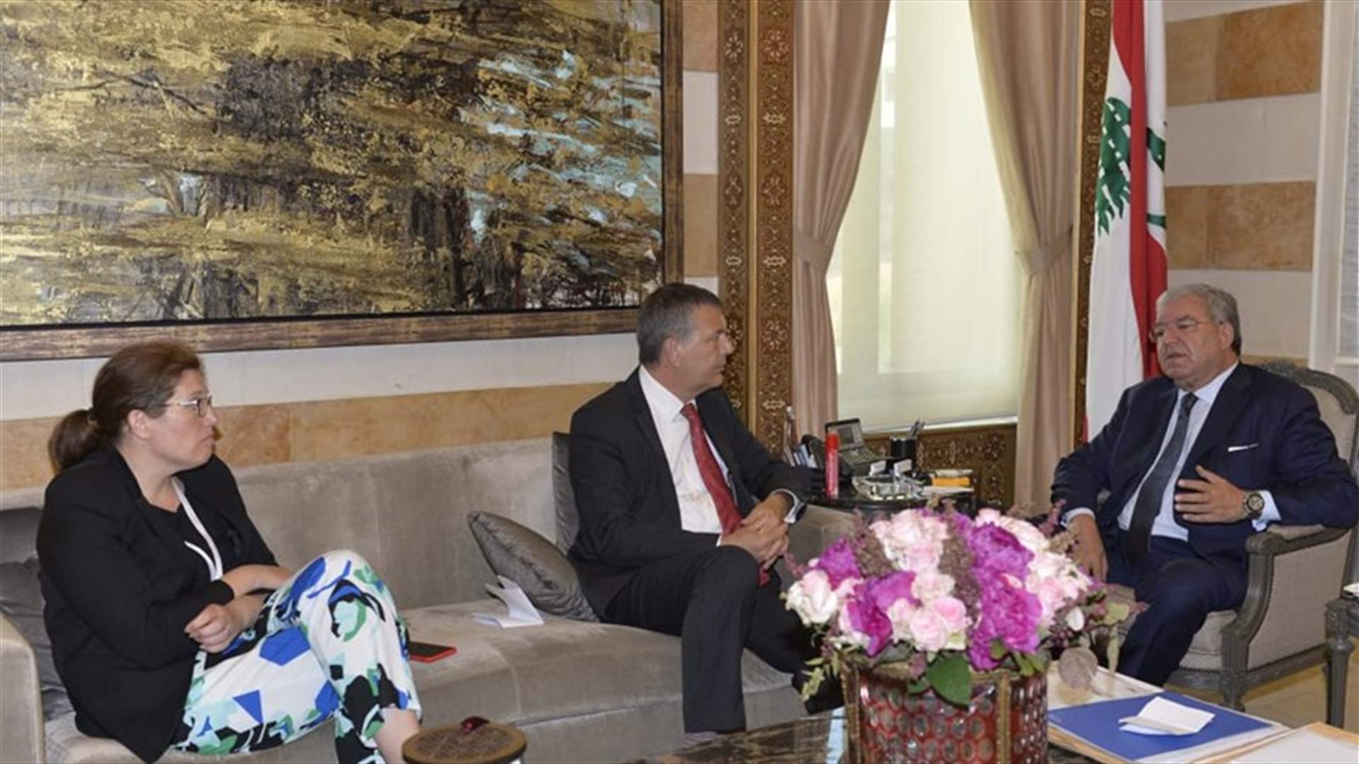 لازاريني بعد لقائه المشنوق: نشيد بنجاح الشراكة بين الداخلية وUNDP