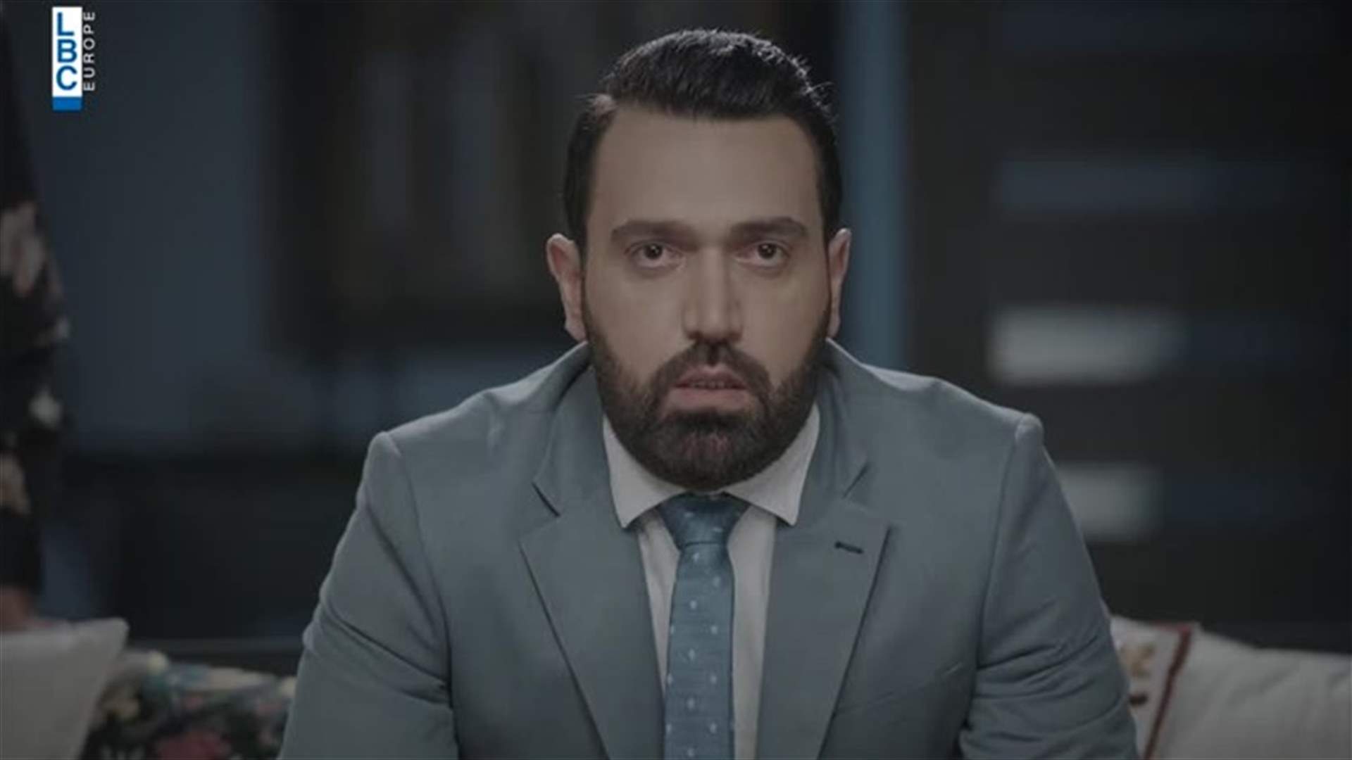 بالفيديو- كمال يكشف سرّه لهبة... حادث حوّلني إلى نصف رجل