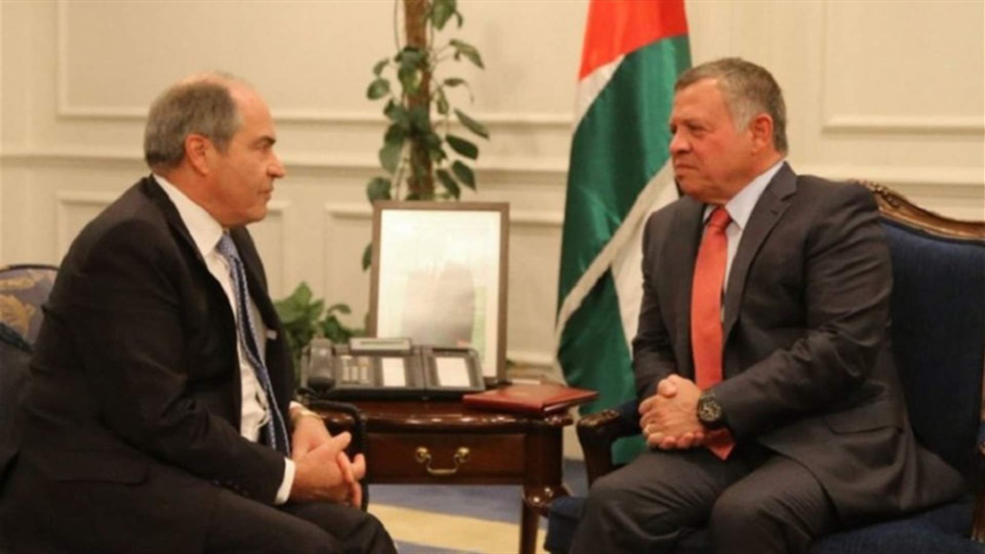 هل يطلب العاهل الأردني من رئيس الوزراء الاستقالة؟