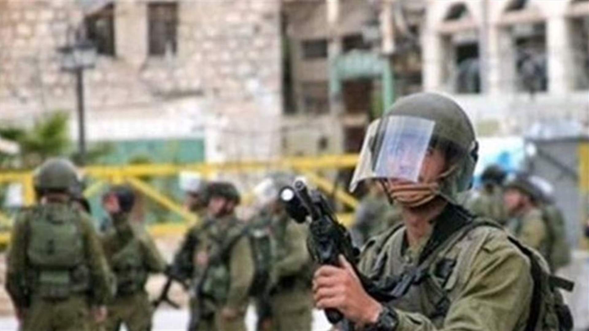 Israeli troops kill Gaza man armed with axe -military