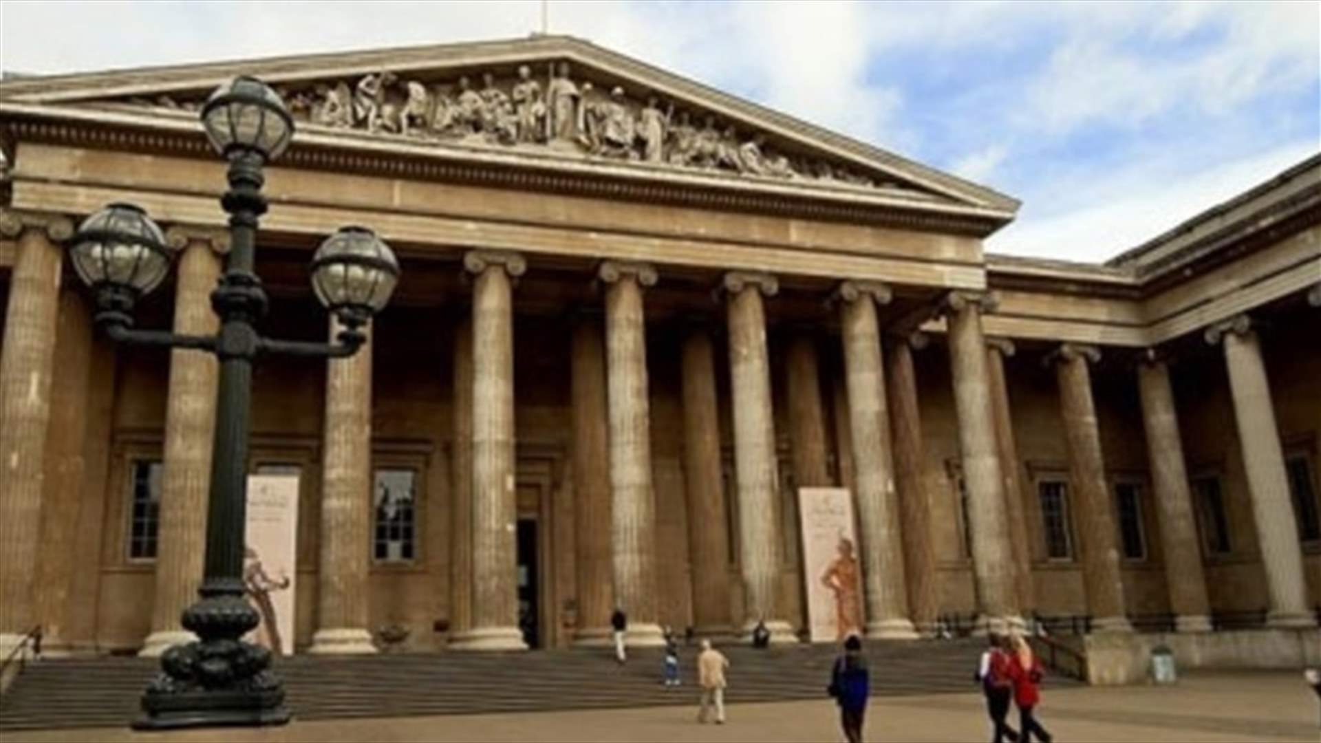إدانة فتاة بريطانية بالتخطيط لتنفيذ هجمات إرهابية