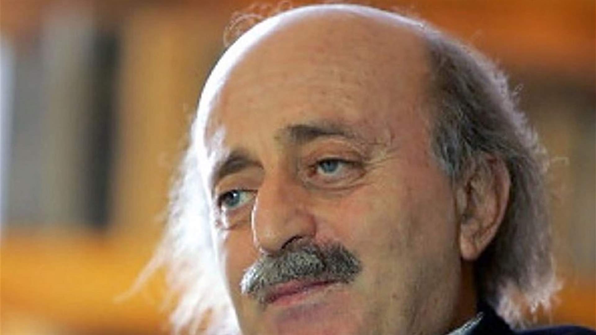 جنبلاط: "خبرونا انكم تصالحطو مع رامي مخلوف مش افضل"