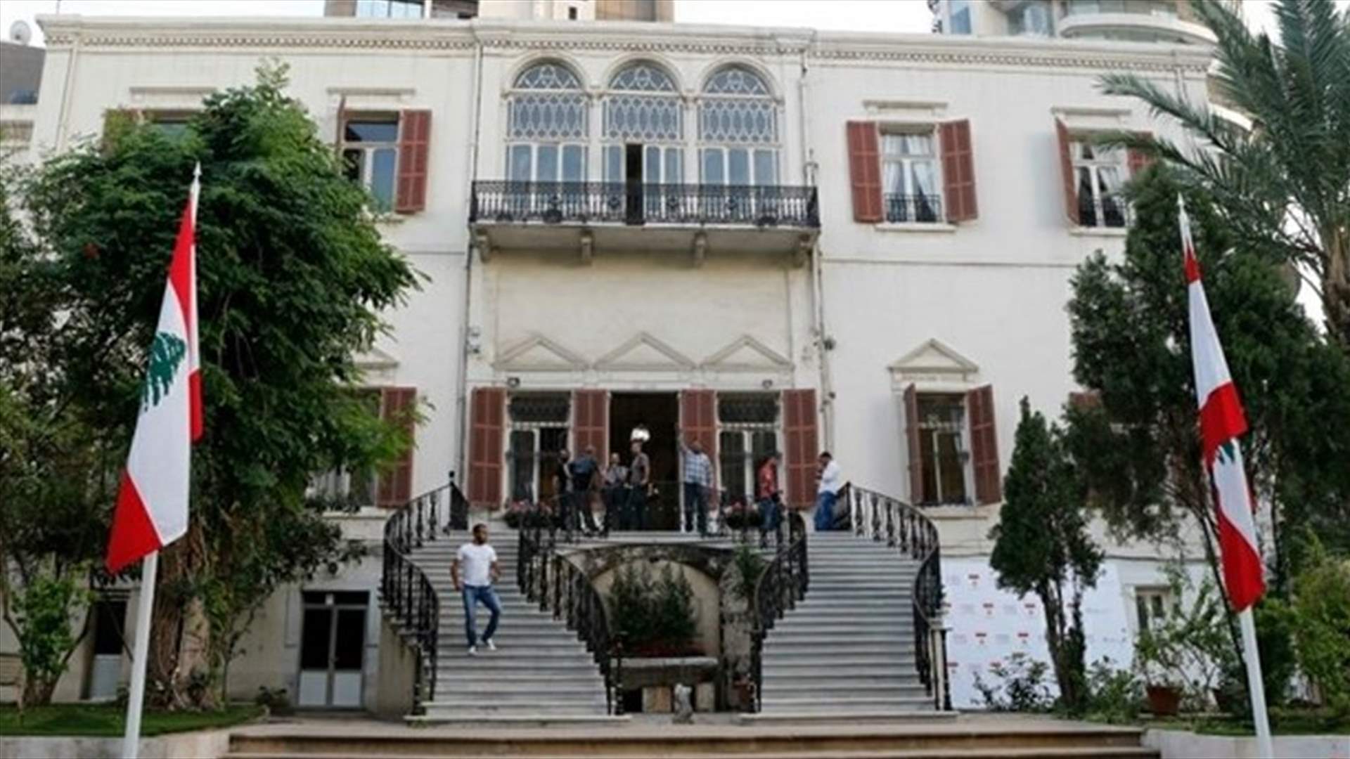 الجمهورية: سفارات عربية وأجنبية تطلب معلومات حول "مرسوم التجنيس"