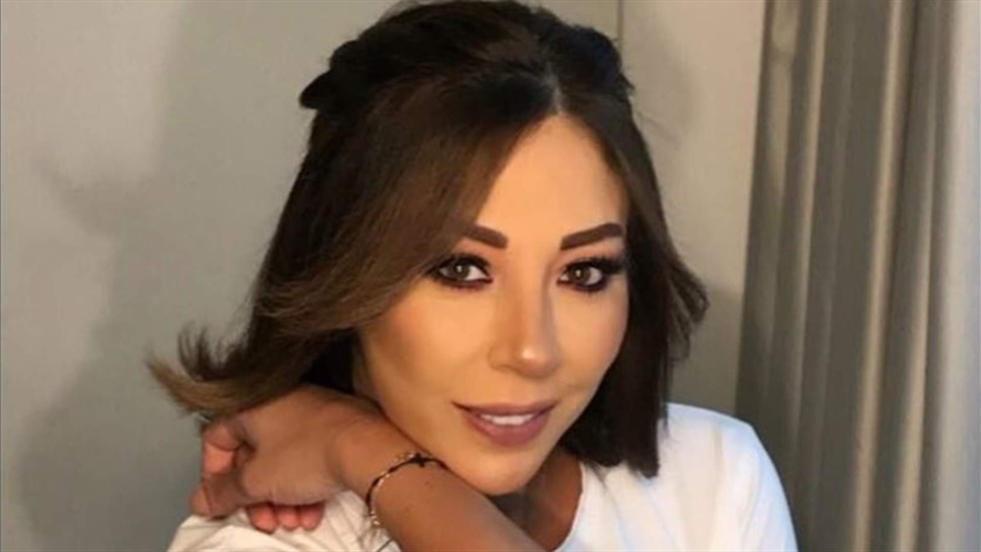 بالصورة- الموت يُفجع رولا شامية... ونجوى كرم تعزيها