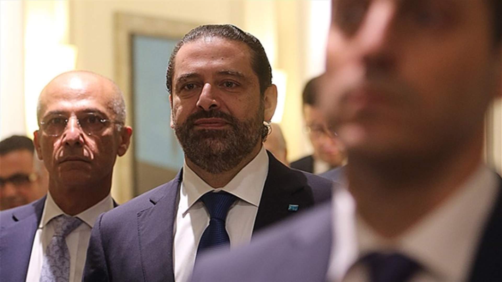 الاخبار: لا حكومة قبل العيد