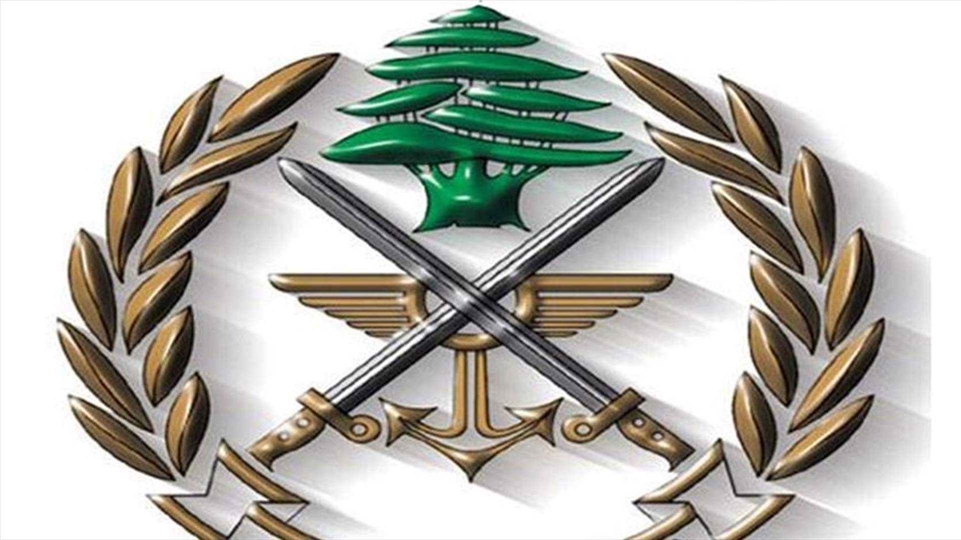 زورق حربي اسرائيلي يخرق المياه اللبنانية