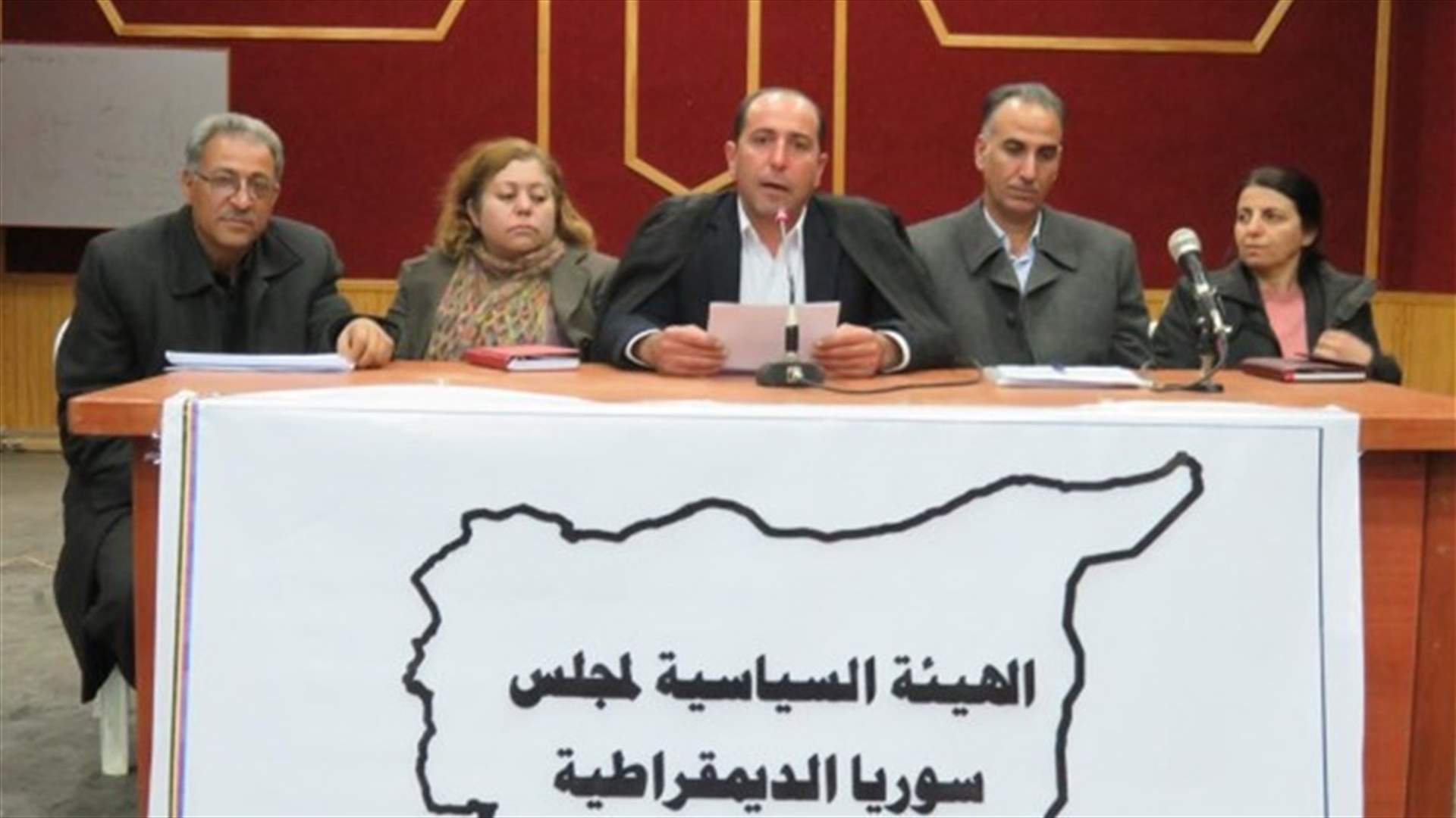 "مجلس سوريا الديموقراطية" يعلن استعداده لـ"حوار بلا شروط" مع دمشق