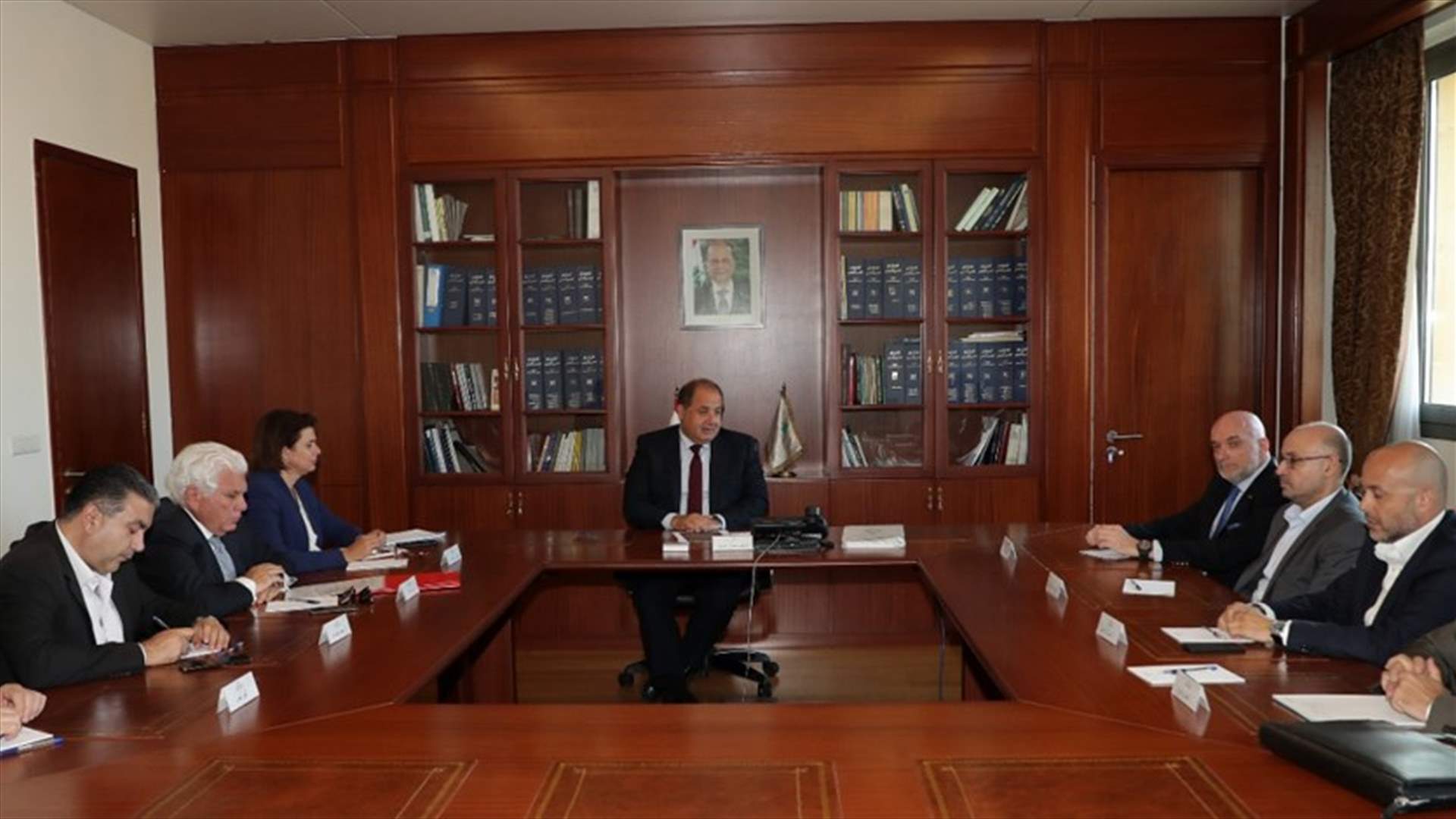 الاحزاب عرضت مع المجلس الاقتصادي رؤيتها للأوضاع الاقتصادية والاجتماعية
