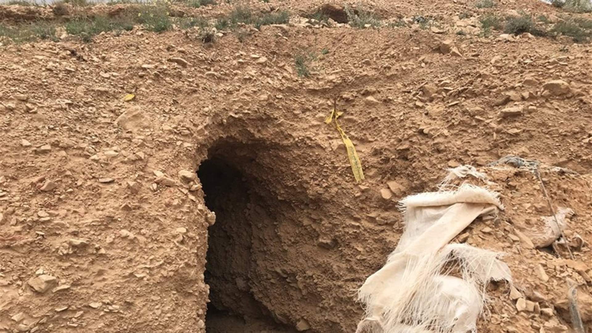 باسيل ينشر صورتين للمغارة التي احتجز فيها العسكريون: لانكم استشهدتم عادت عرسال...