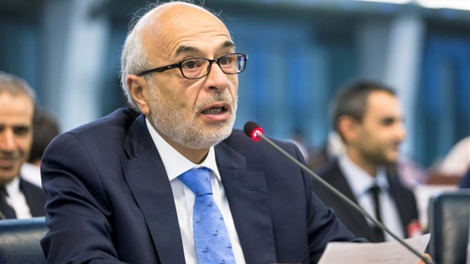 شهيب: تطاول الصغار على الكبير لا يصنع منهم حجما