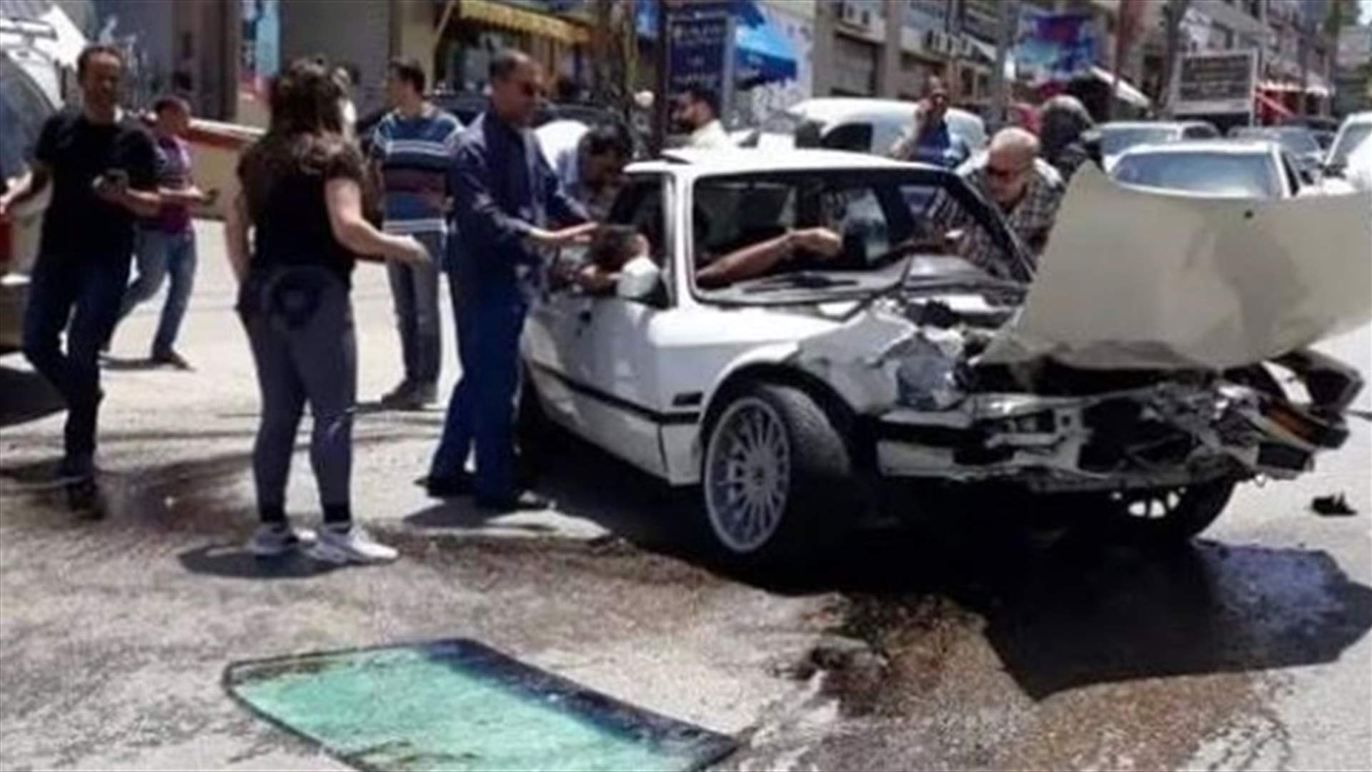 بالصورة - اصابات في حادث سير على جادة نبيه بري النبطية