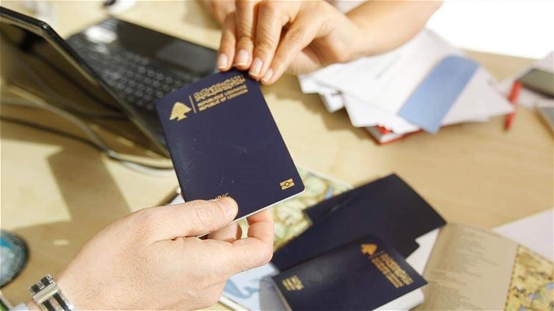 الجمهورية: معطيات جديدة في شأن مرسوم التجنيس...