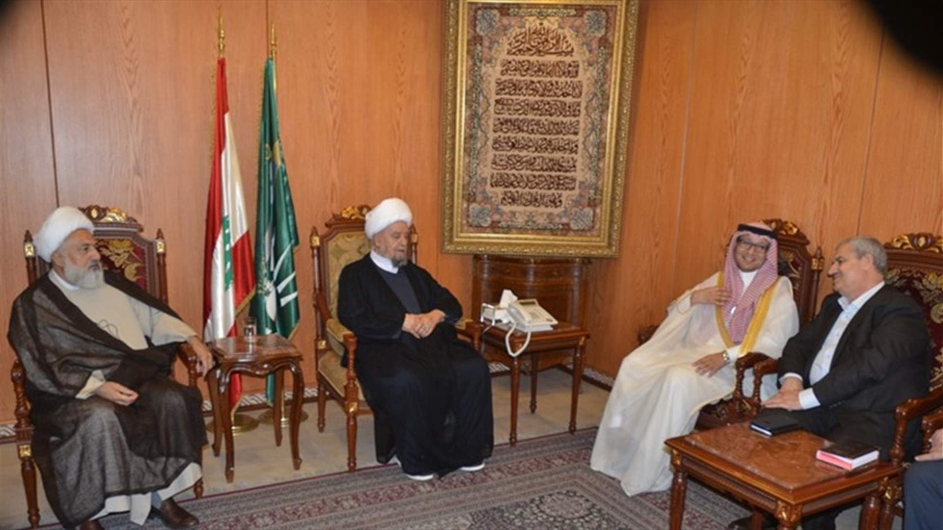 قبلان استقبل بخاري مهنئا بعيد الفطر