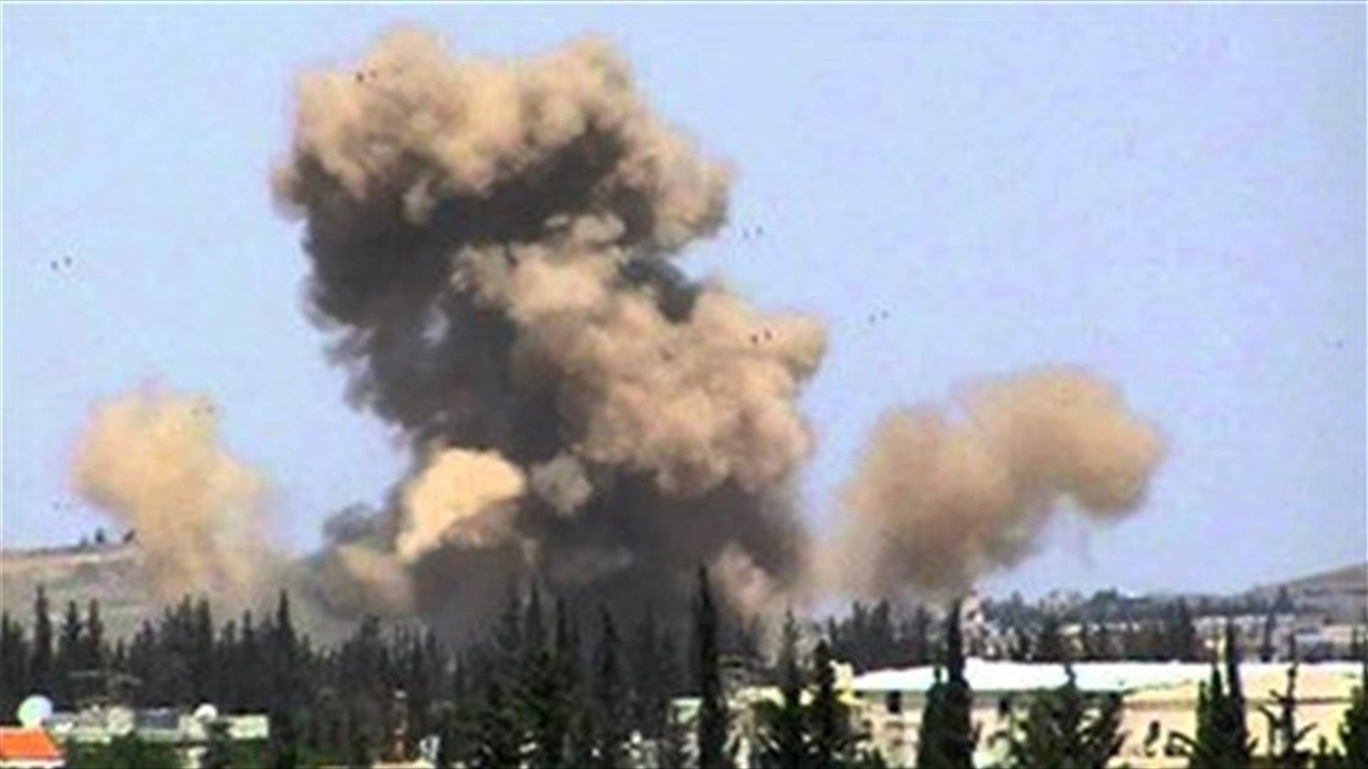 Syrian army drops barrel bombs in southwest assault-monitor, rebel