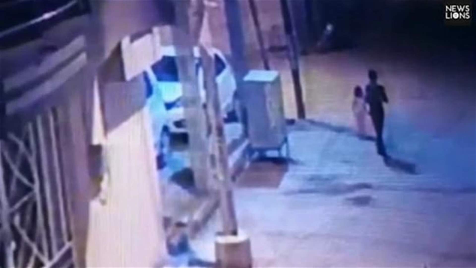 أسوأ كابوس للأهل... فيديو يُوثّق لحظة تعرّض طفلتهم للاغتصاب والقتل