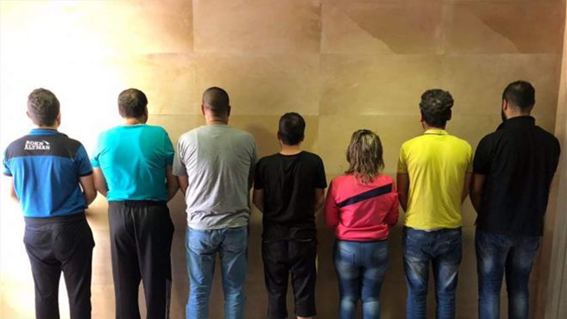 بالفيديو والصور- تفكيك عصابة مخدرات...وضبط نحو طن ونصف من الحشيشة وملايين حبوب الكبتاغون