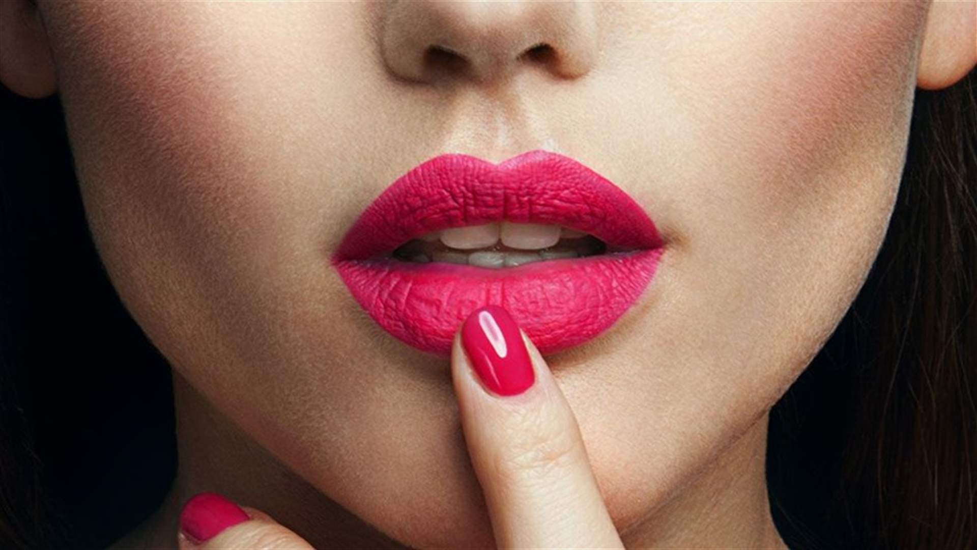 حيلة ذكية لمنع أحمر الشفاه من التشقق