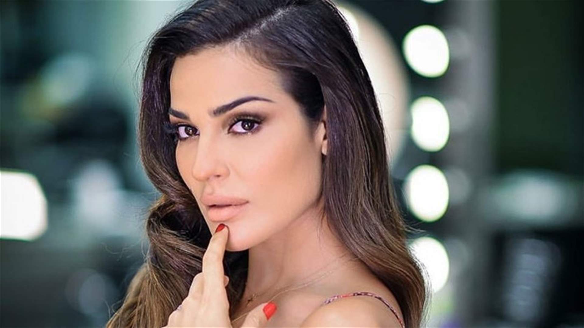 بالفيديو - نادين نسيب نجيم للمرأة السعودية... "ستستمرين بالقيادة"