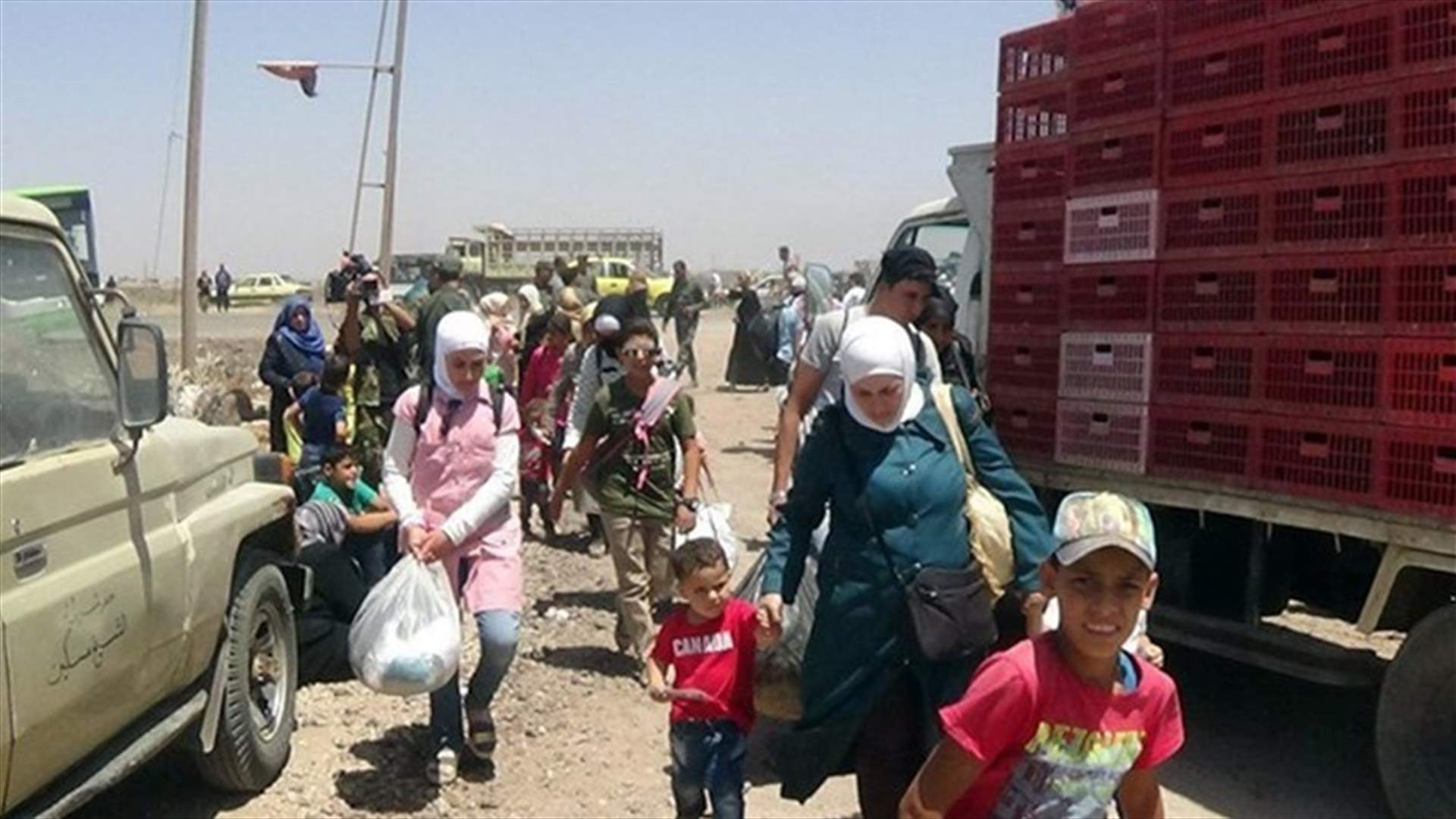 Syrian offensive uproots more than 120,000, monitor group says
