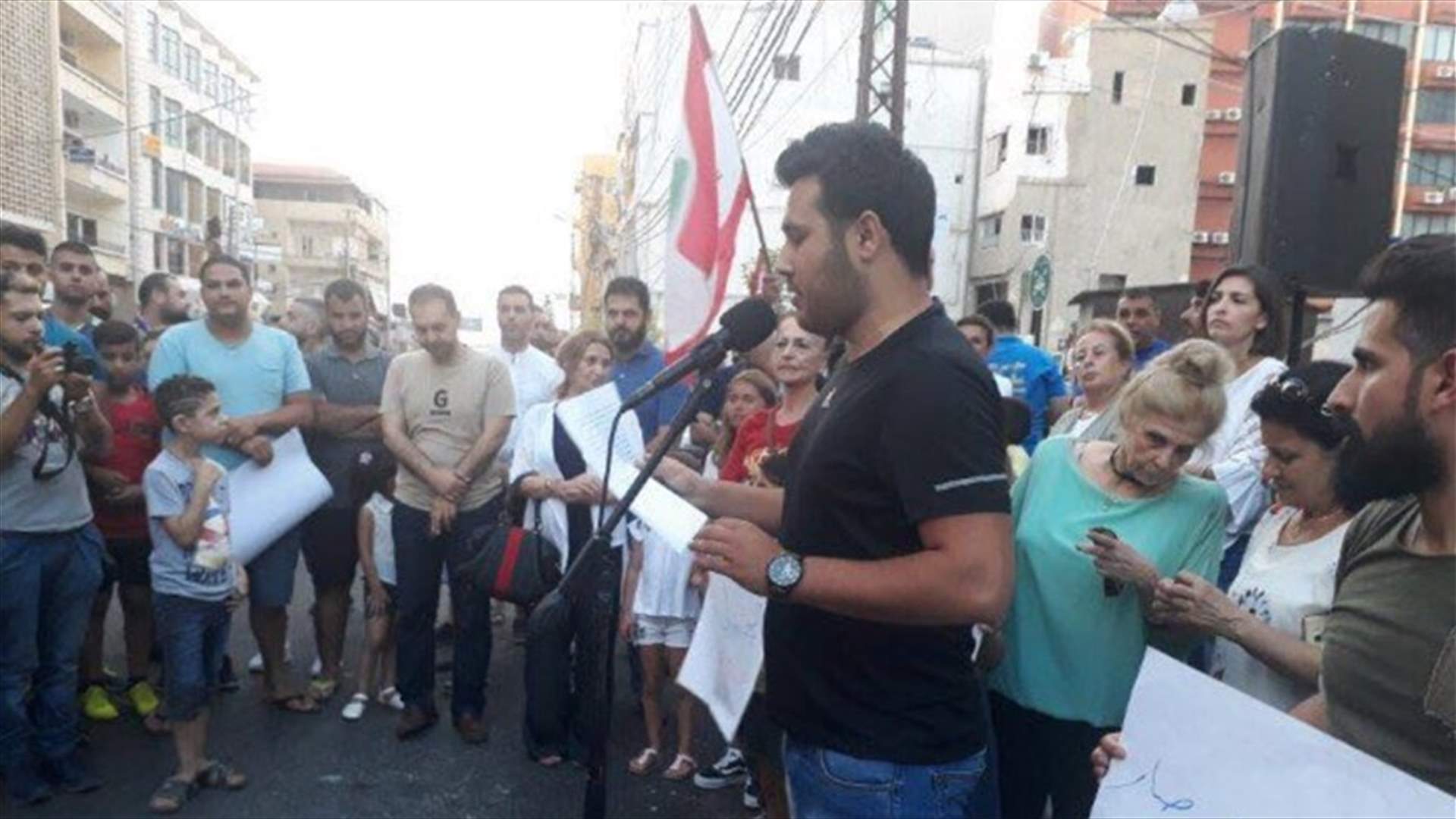اعتصام في صور احتجاجا على التقنين في الكهرباء
