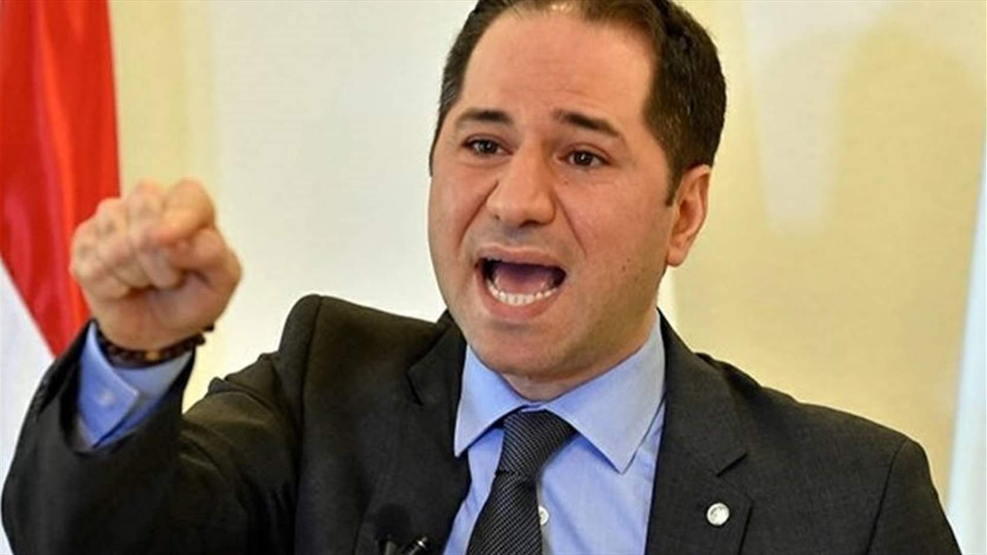 لماذا لم يطعن حزب "الكتائب" بمرسوم التجنيس؟