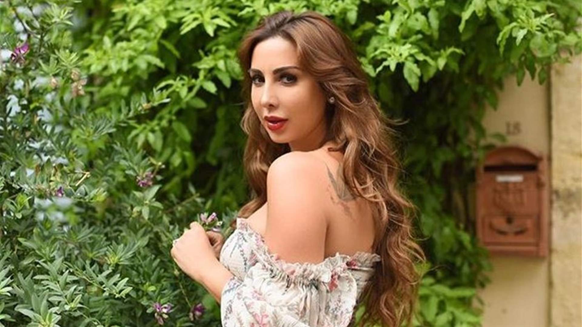 بالفيديو- بعيداً عن عالم الجمال.. منزل جويل ماردينيان في فرنسا سيُصيبكم بالذهول