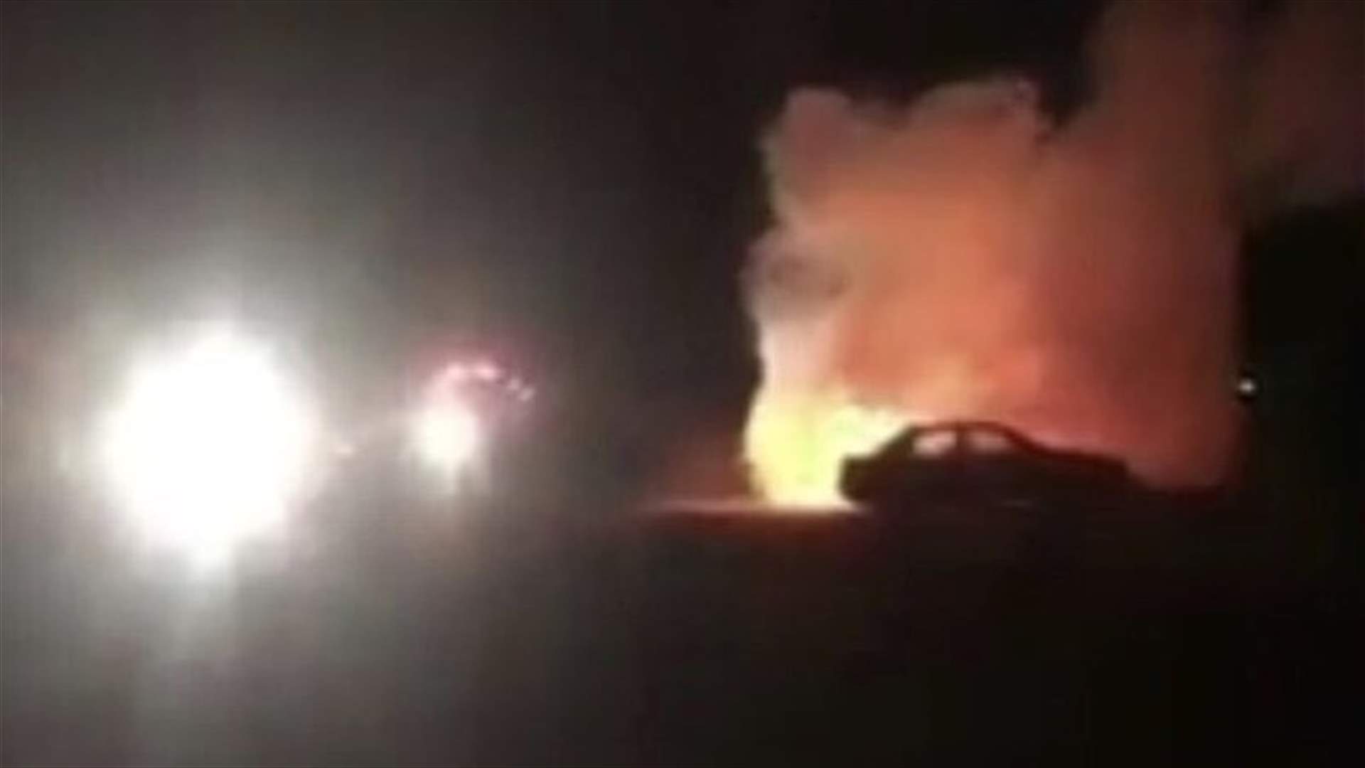 معارضون لقيادة النساء في السعودية يحرقون سيارة امرأة