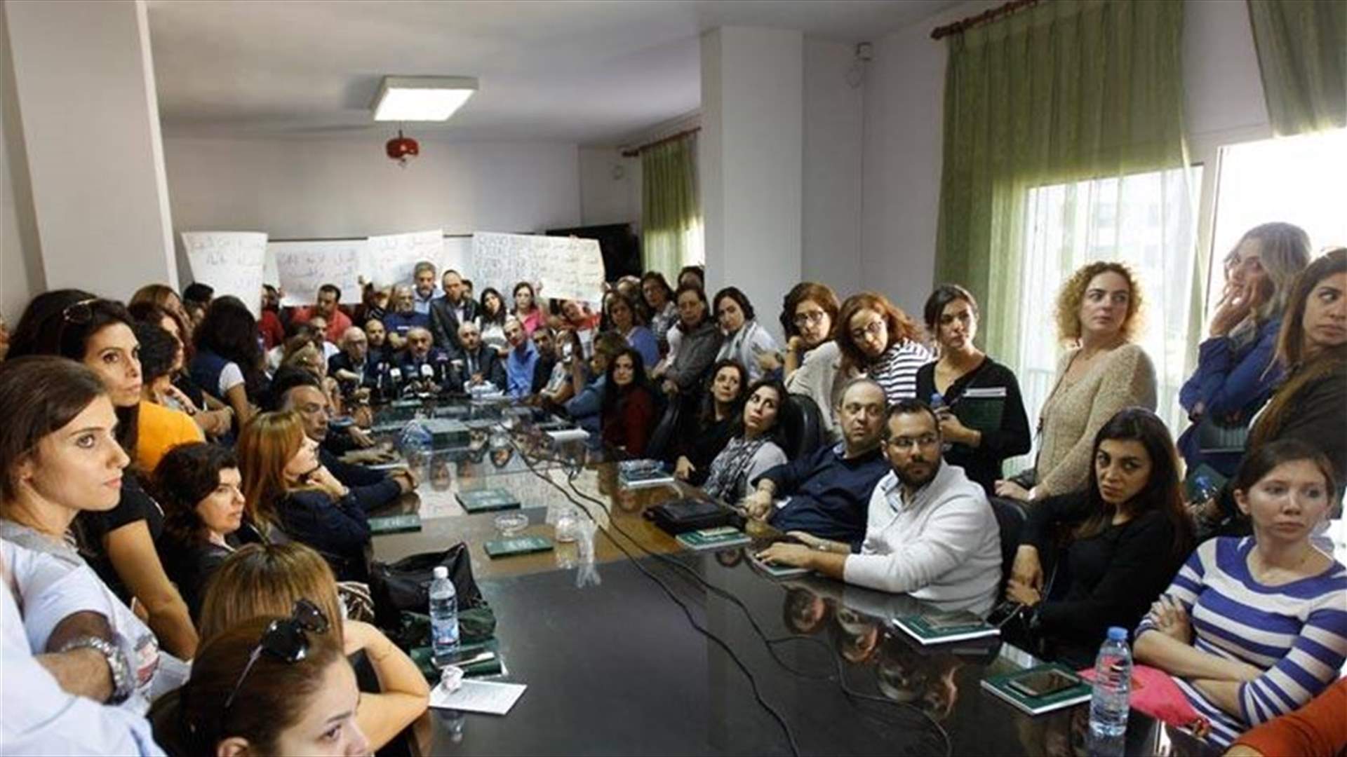 "الجمهورية": صرفُ أكثر من 500 معلّم...وبكركي تتحرّك