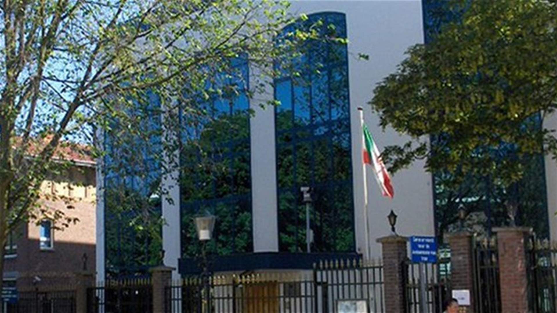 Netherlands expels two Iranian embassy staff -Dutch intelligence service