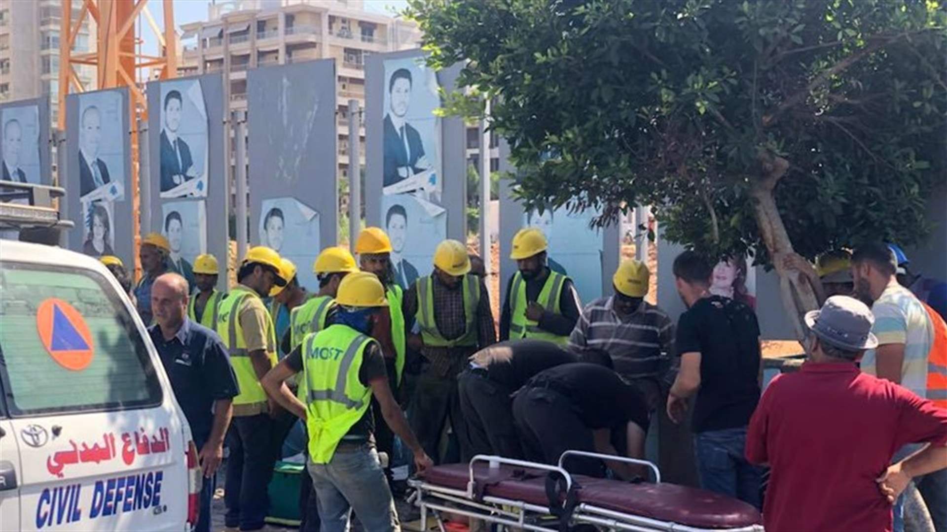 بالصور- جريح جراء سقوط عمود للإنارة في الجناح
