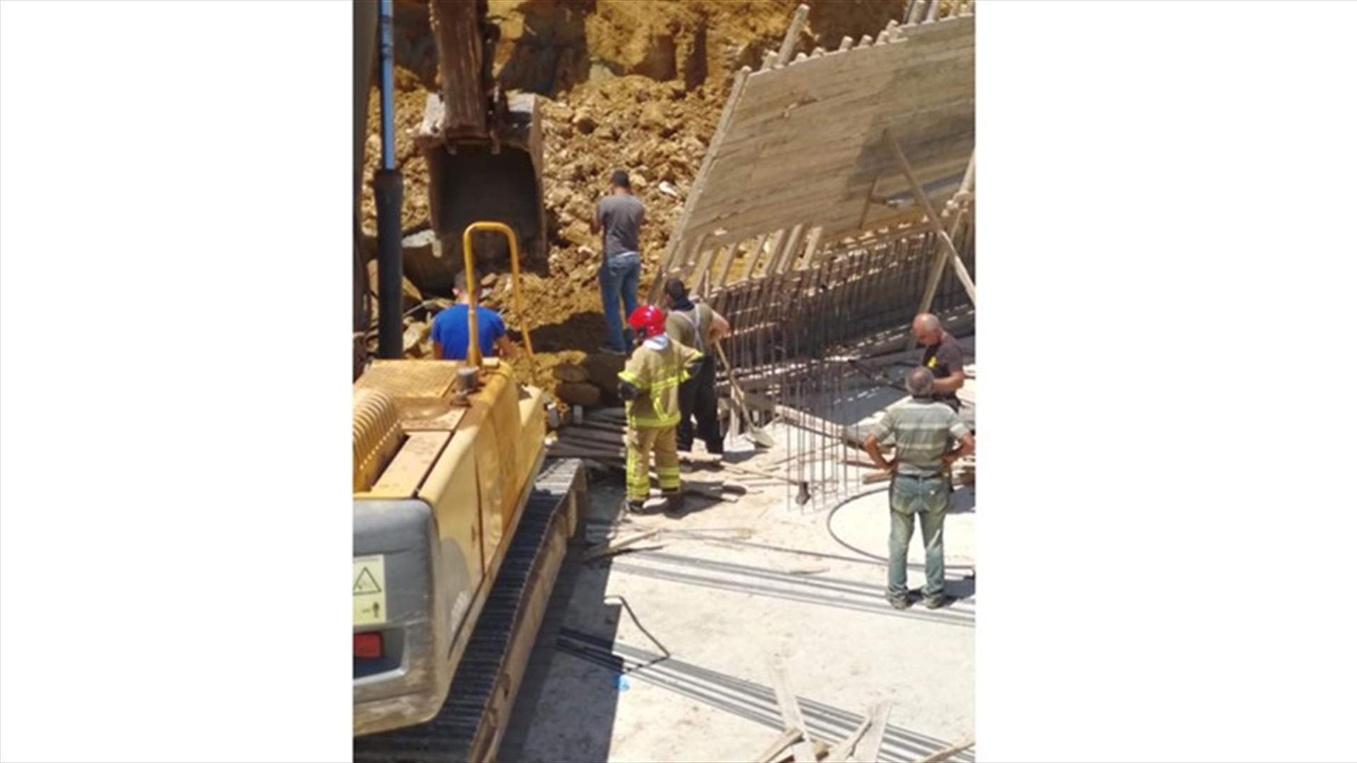 في بعلشميه.... قتيل وجريح اثر انهيار حائط مبنى قيد الانشاء