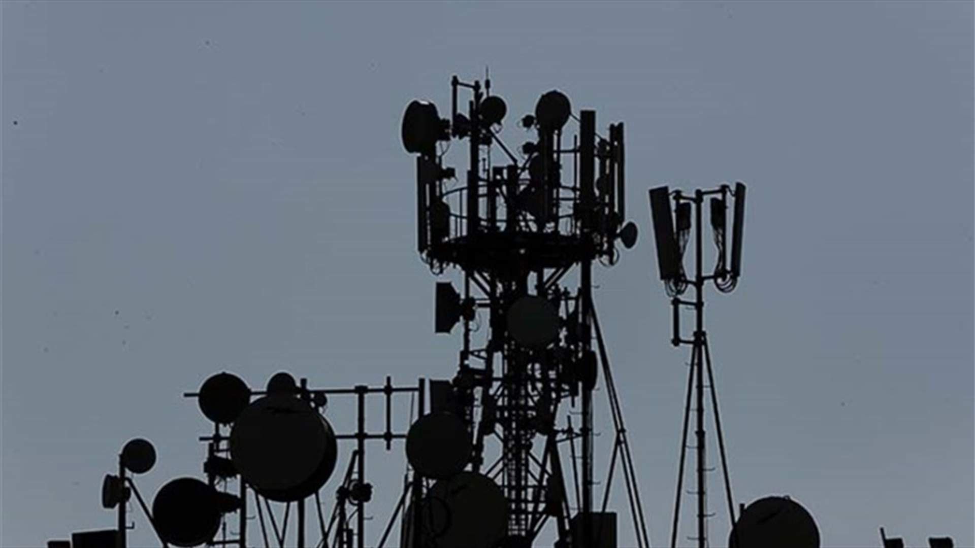 الاخبار: شبكة الاتصالات اللبنانية بيد إسرائيليين