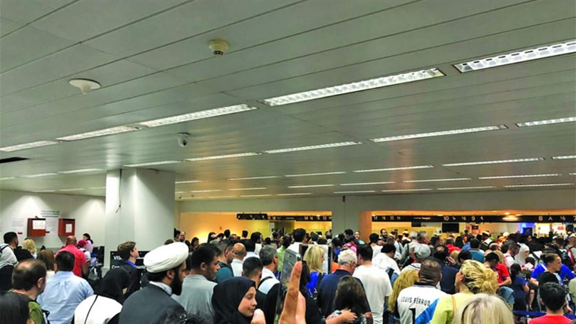 الحياة:  توقع ازدحام كارثي في مطار بيروت الشهر المقبل