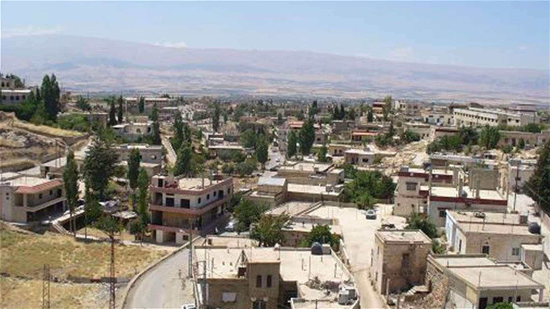 مداهمات في بريتال وتوقيف مطلوبين...