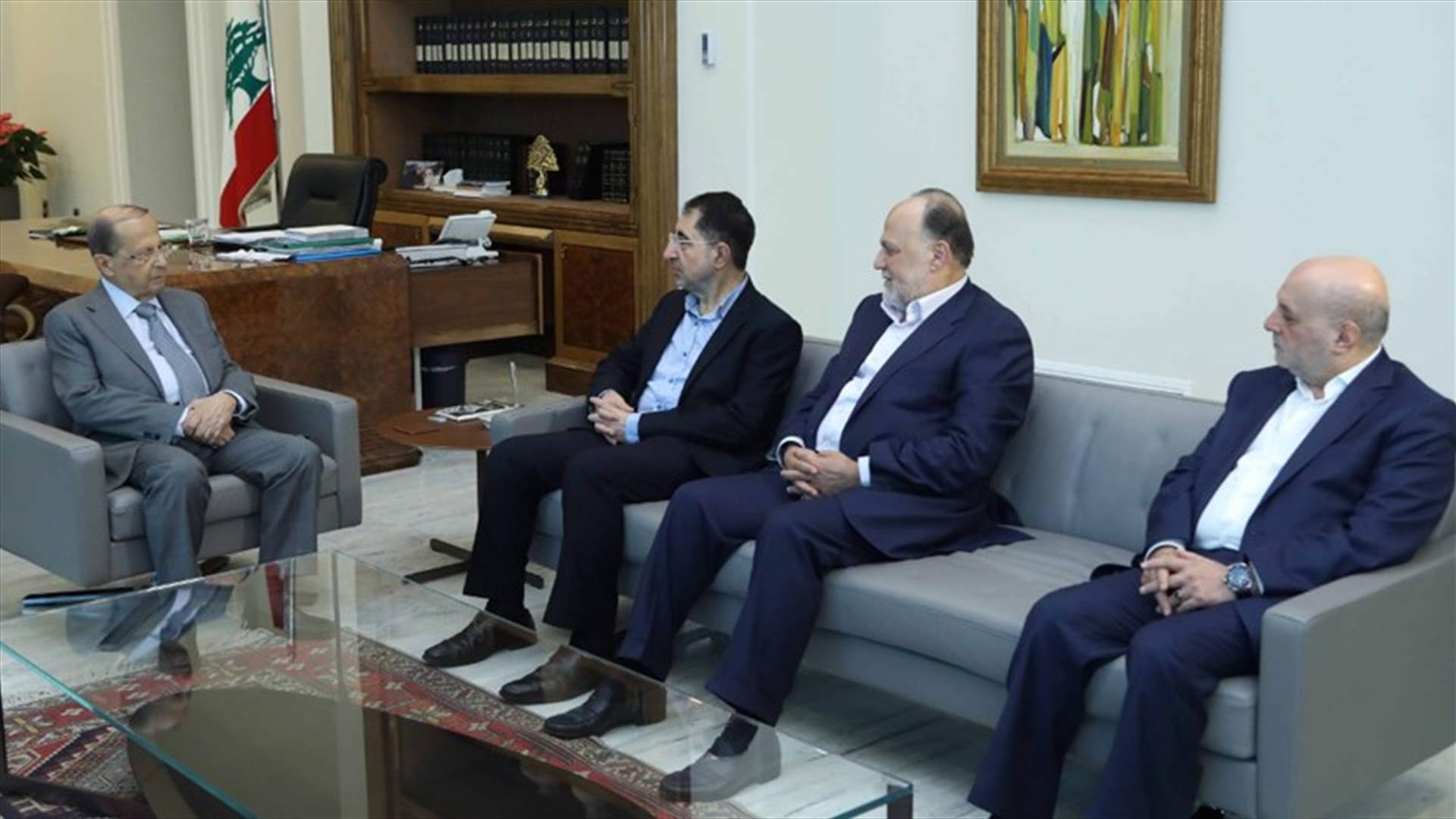 وفد من كتلة الوفاء للمقاومة في بعبدا