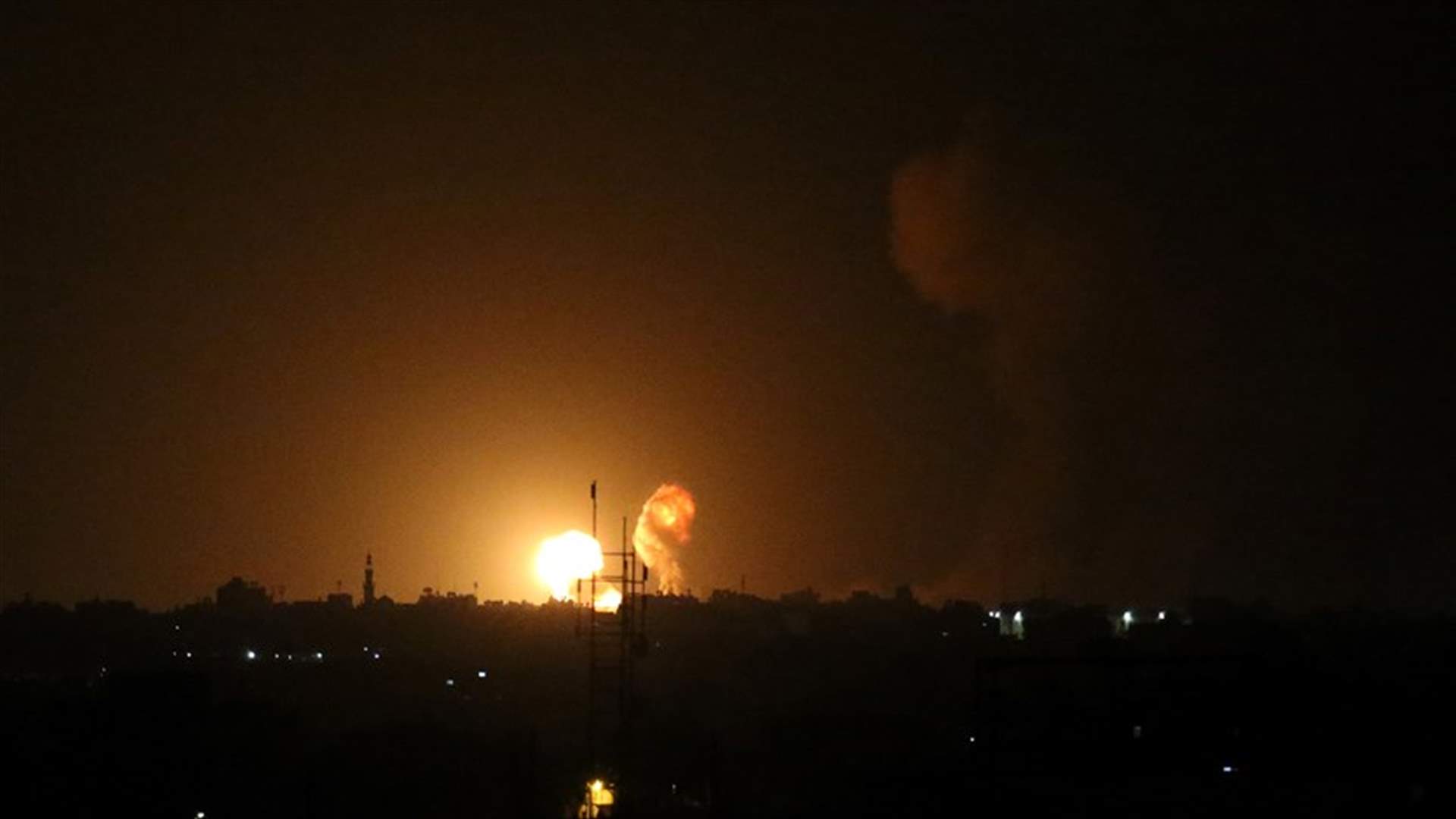 خرق للتهدئة في غزة...قصف مدفعي اسرائيلي لموقع لحماس