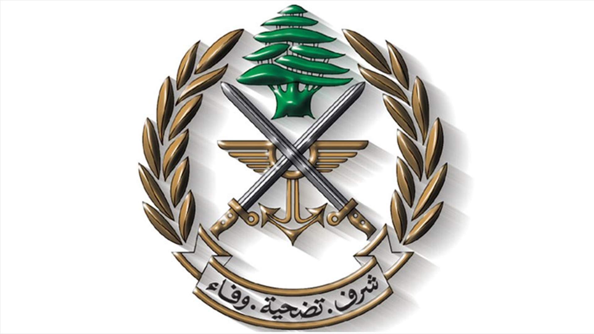 رمي قنبلتين مضيئتين باتجاه الأراضي اللبنانية