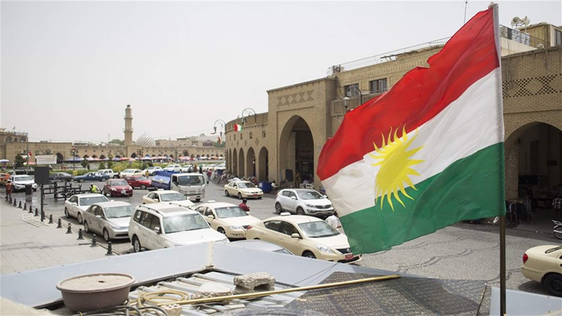 مقتل ثلاثة مسلحين وموظف في هجوم على مبنى محافظة أربيل