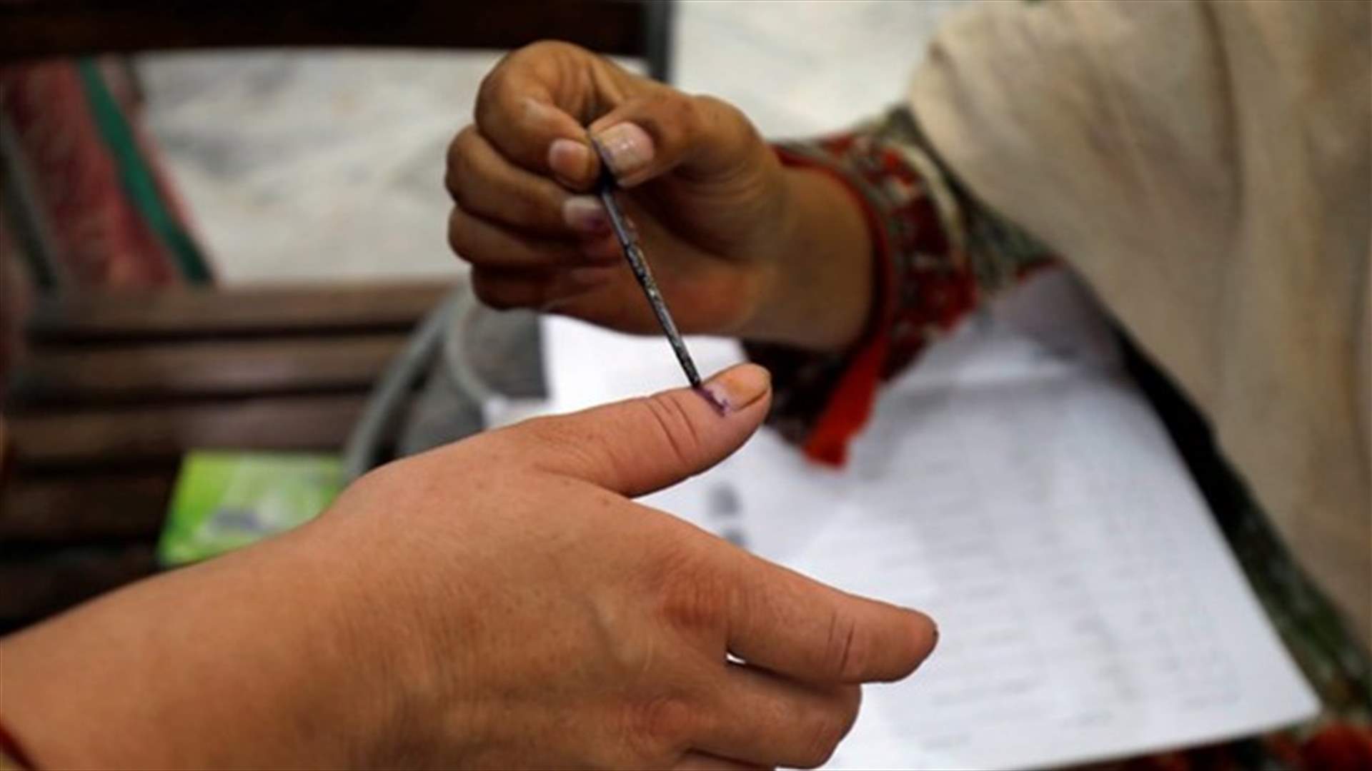 قتلى في هجوم انتحاري قرب مركز اقتراع في باكستان