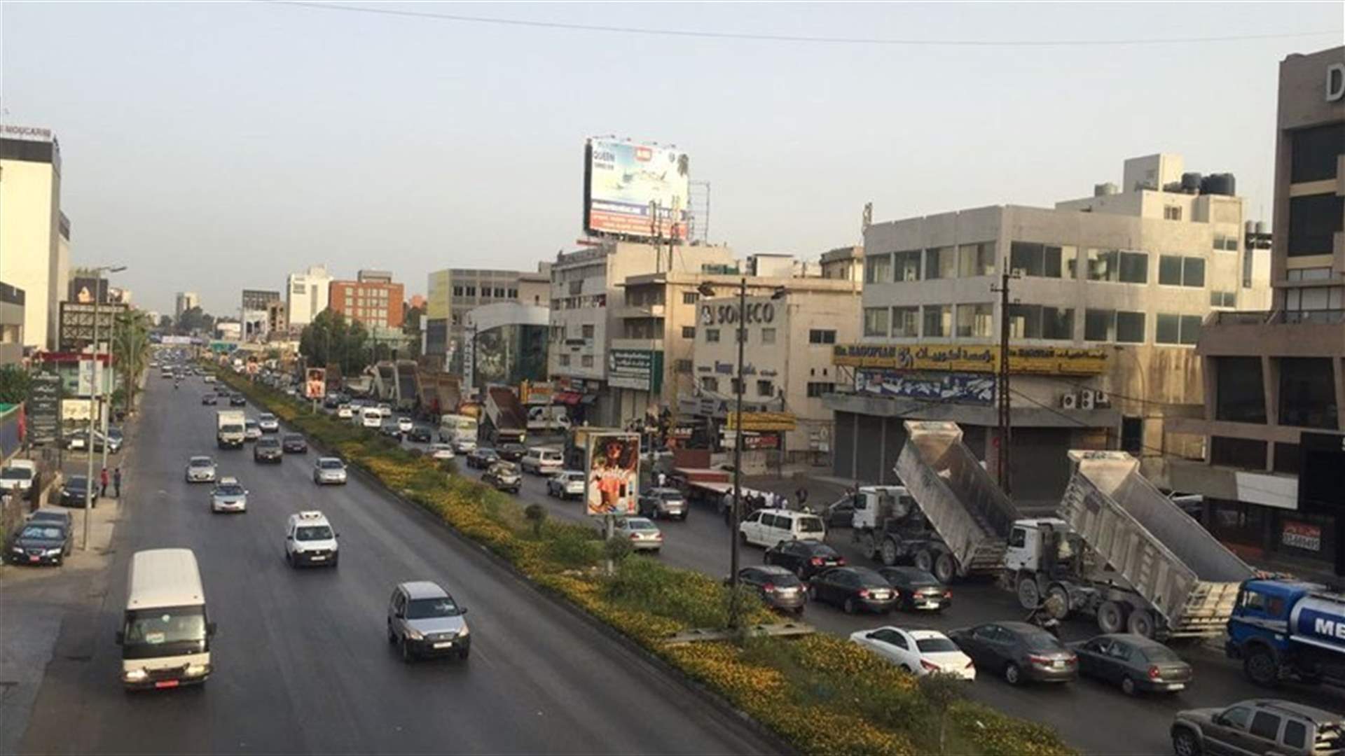 Transportation unions stage peaceful strike