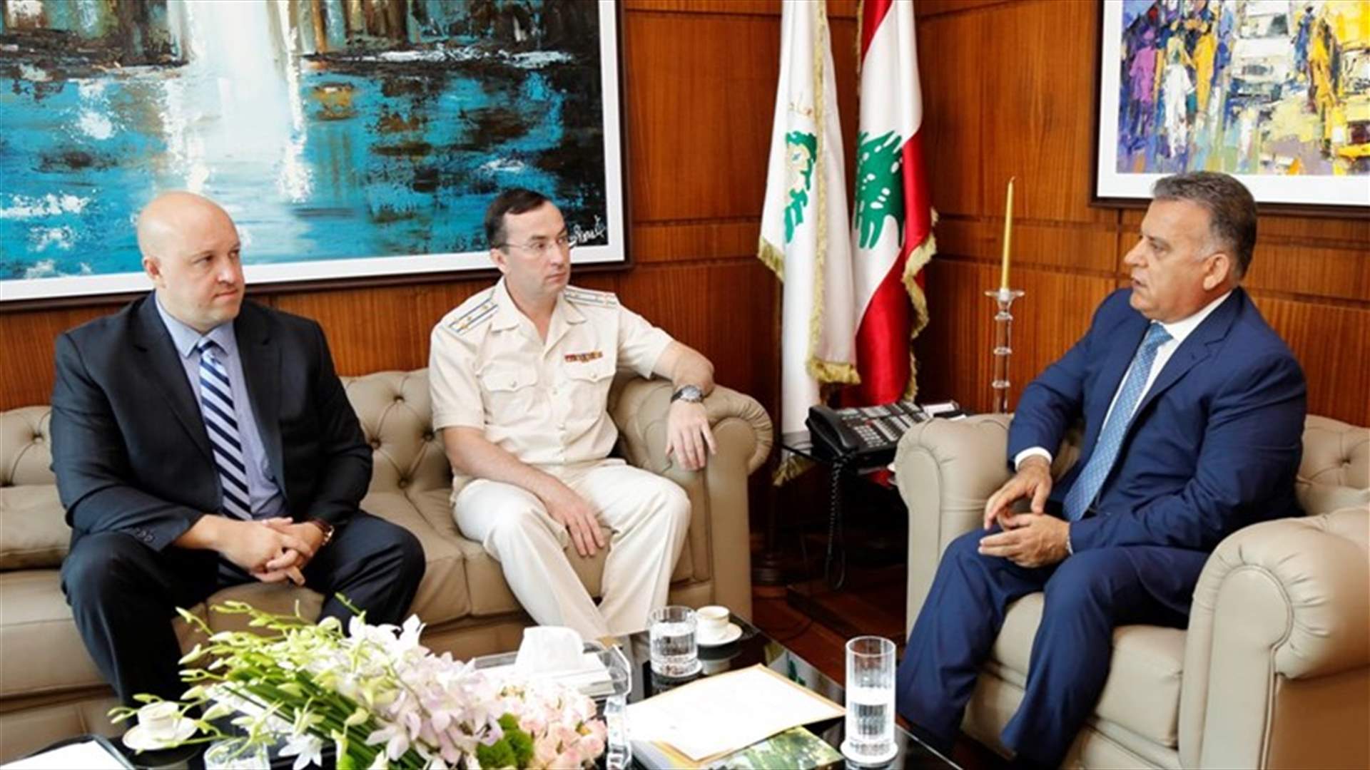 ملف النازحين بين اللواء ابراهيم ووفد روسي