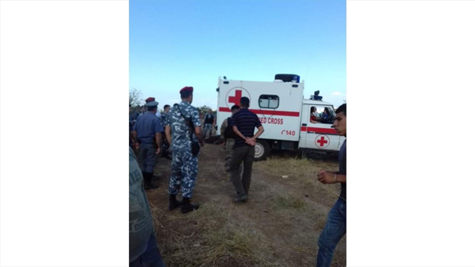 بالصور-  سلّم نفسه لقوى الامن بعد اشكال في مجدليا وسقوط قتيل...