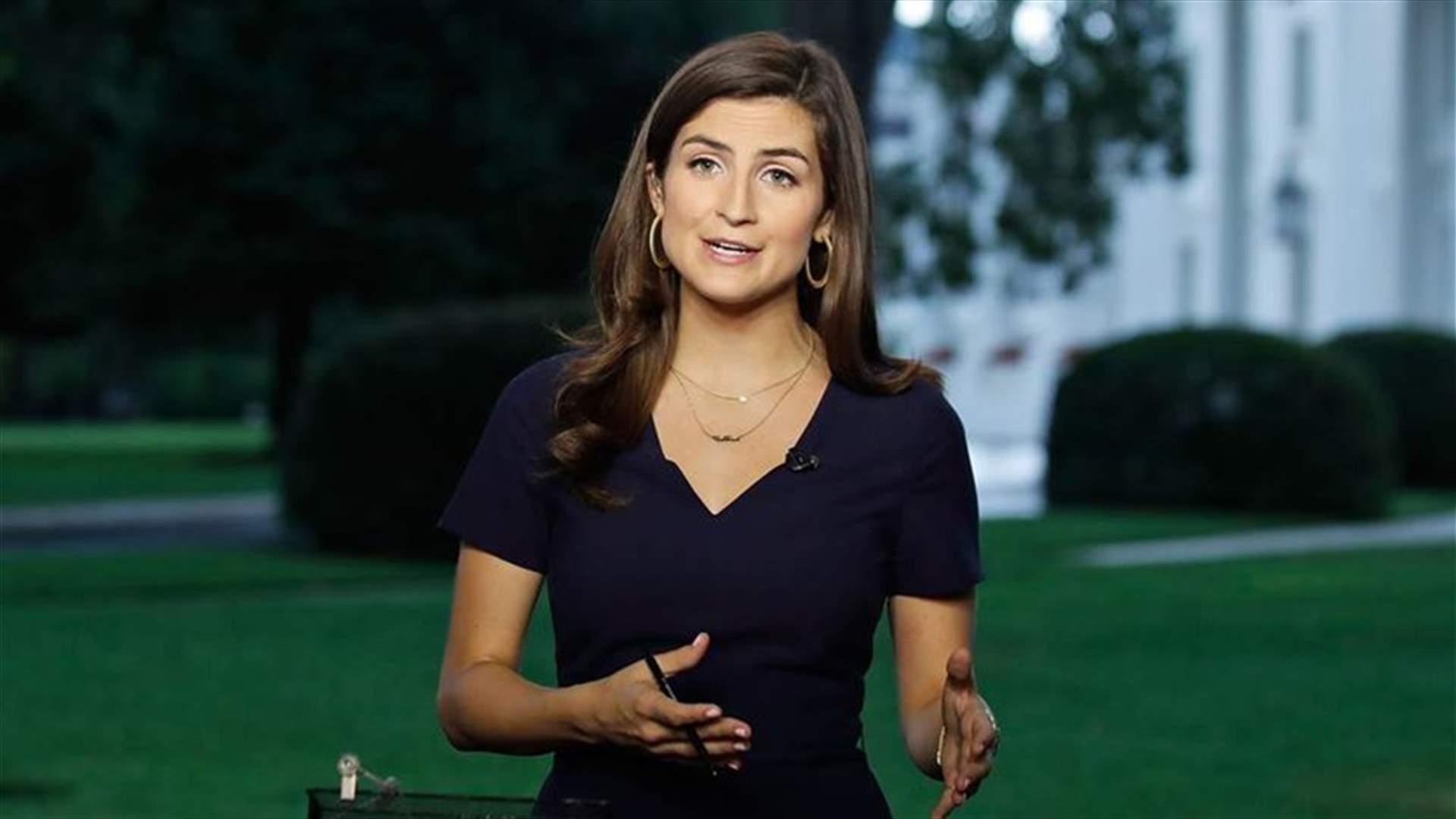 منع مراسلة CNN من البيت الأبيض بعد سؤال حول فضيحة عارضة "بلاي بوي"
