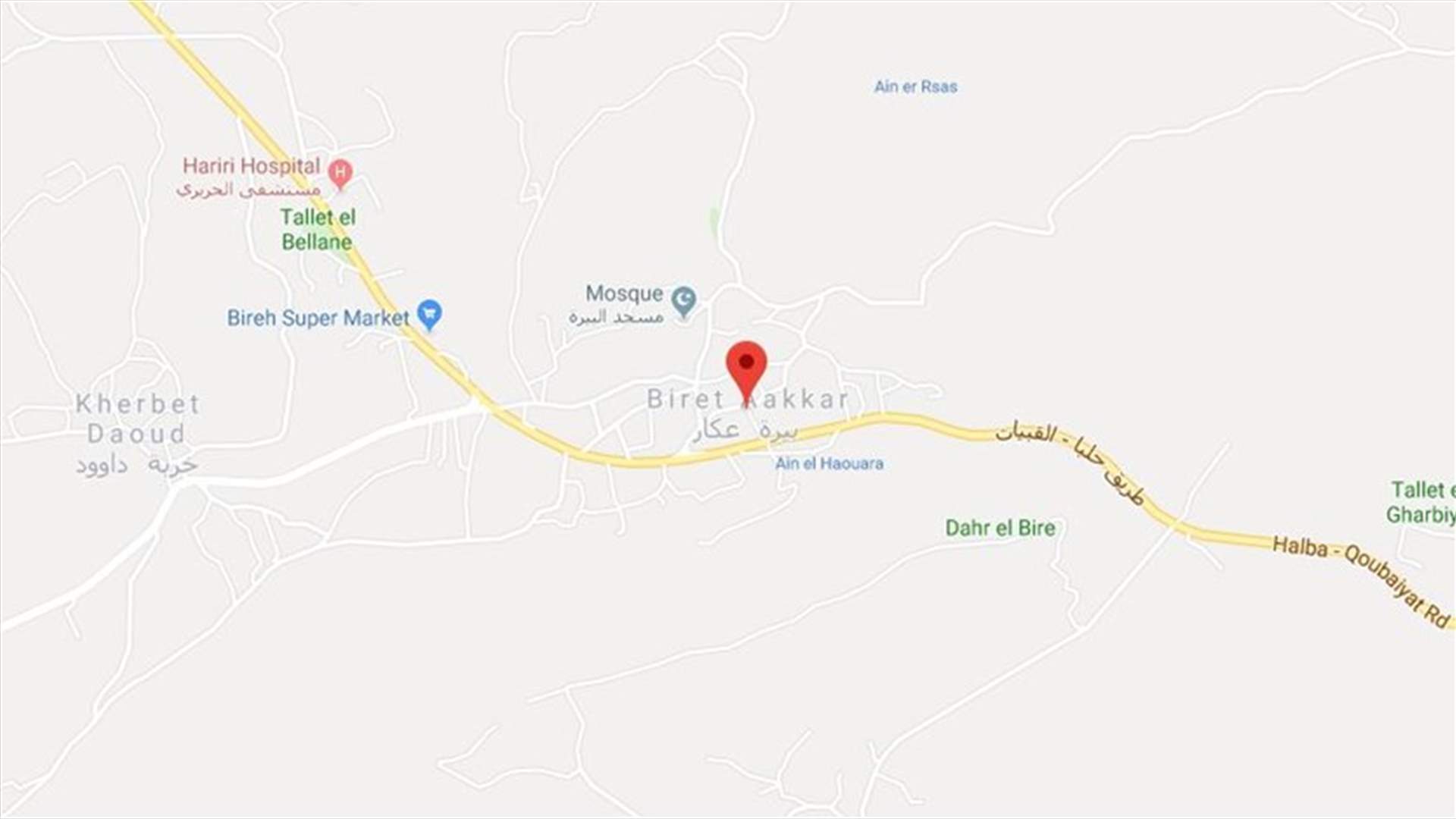 بالصورة - 4 جرحى بانحراف سيارة على طريق السنديانة البيرة في عكار
