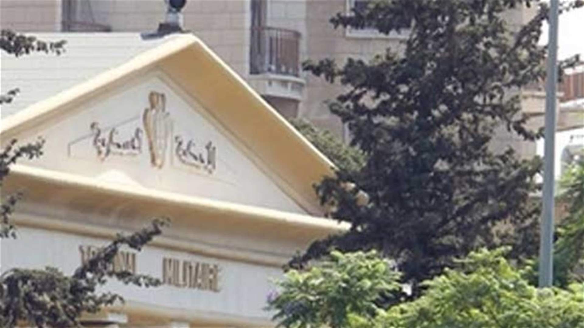 العسكرية استجوبت "عامر الخياط" المتهم بمحاولة تفجير طائرة ركاب اماراتية