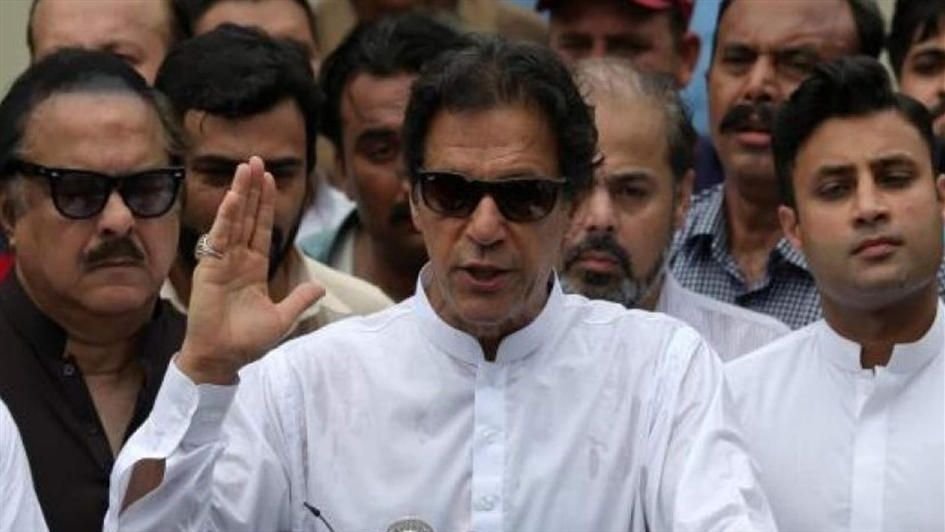 حزب عمران خان يؤكد ضمان الغالبية لتشكيل حكومة ائتلافية