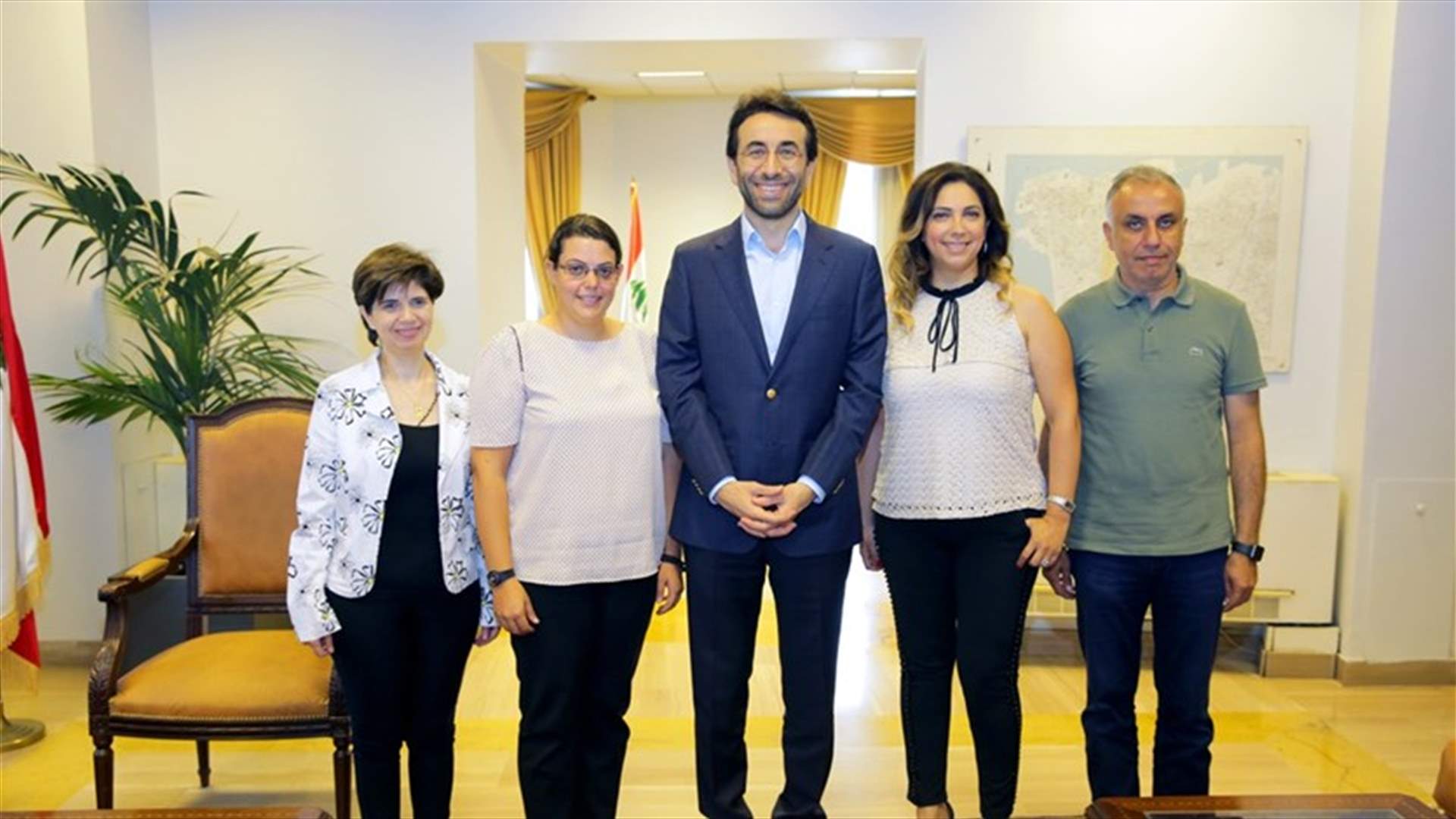 محافظ بيروت استقبل وفدا من نقابة العاملين في الإعلام المرئي والمسموع