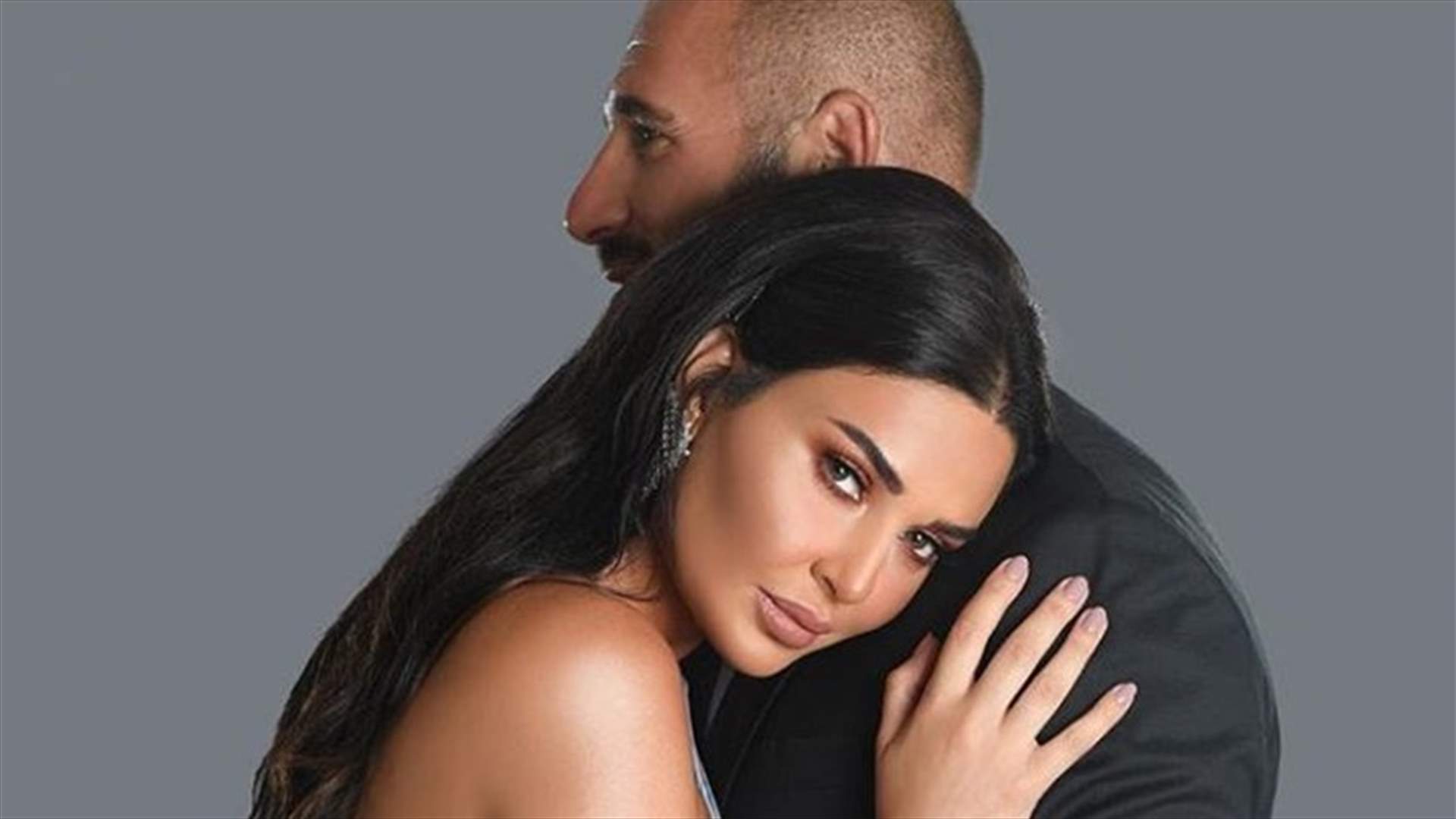 سيرين عبدالنور قبل 27 عاماً.. هل تشبه جيجي حديد في الصورة؟